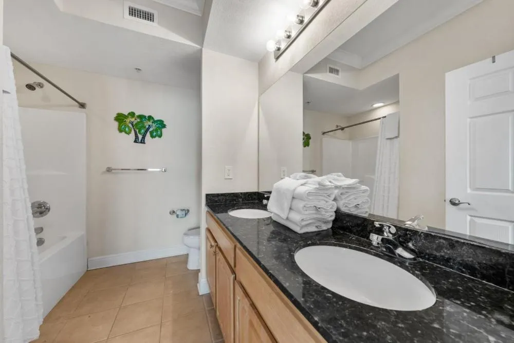 Crystal Tower 1309 by Youngs Suncoast