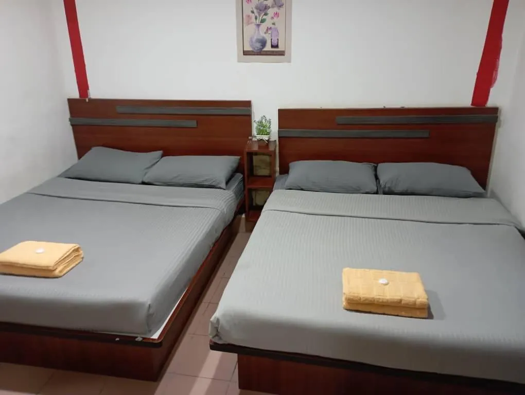 Bedroom, Bed in Evonne Budget Hotel