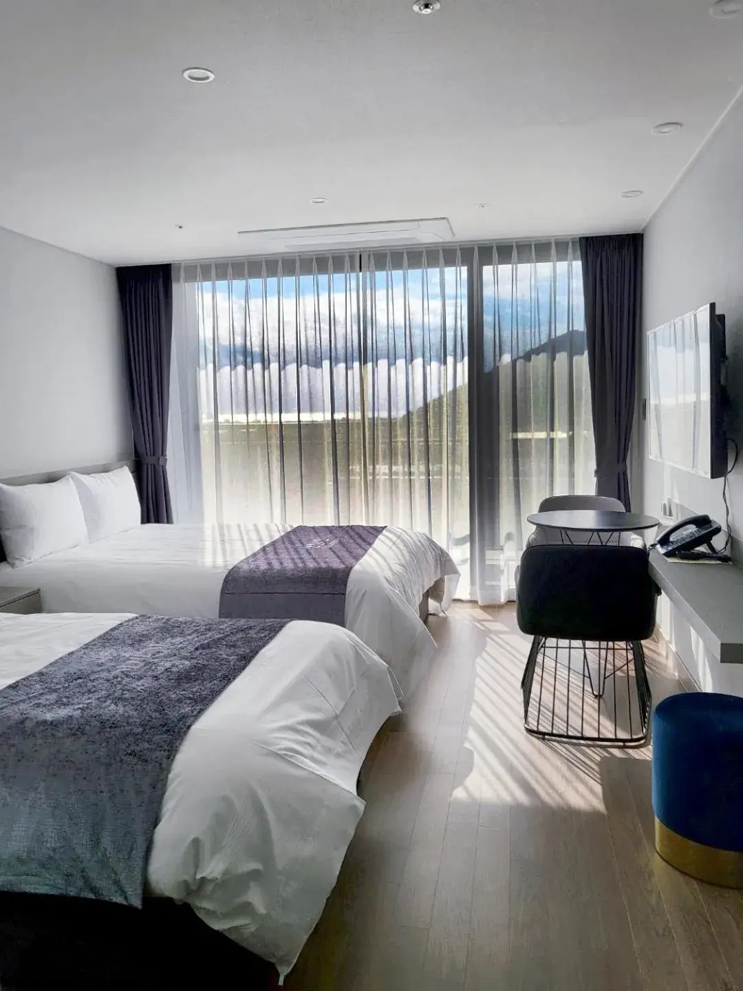 Pool Deluxe Twin - Room only in Sanbangsan Hotel-Formerly Primula Hotel Pool Deluxe Twin - Room only in Sanbangsan Hotel-Formerly Primula Hotel