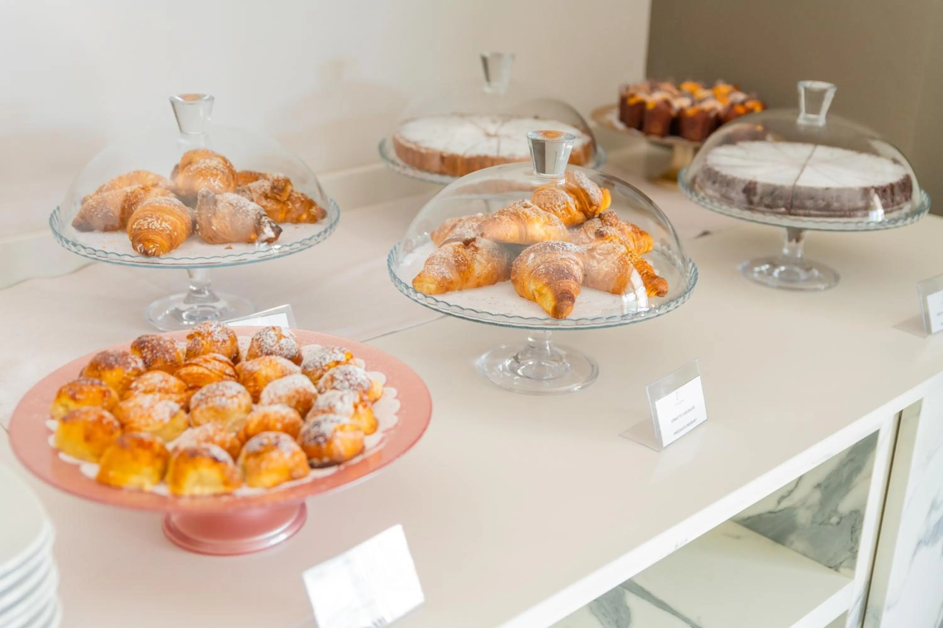 Breakfast in Building Hotel