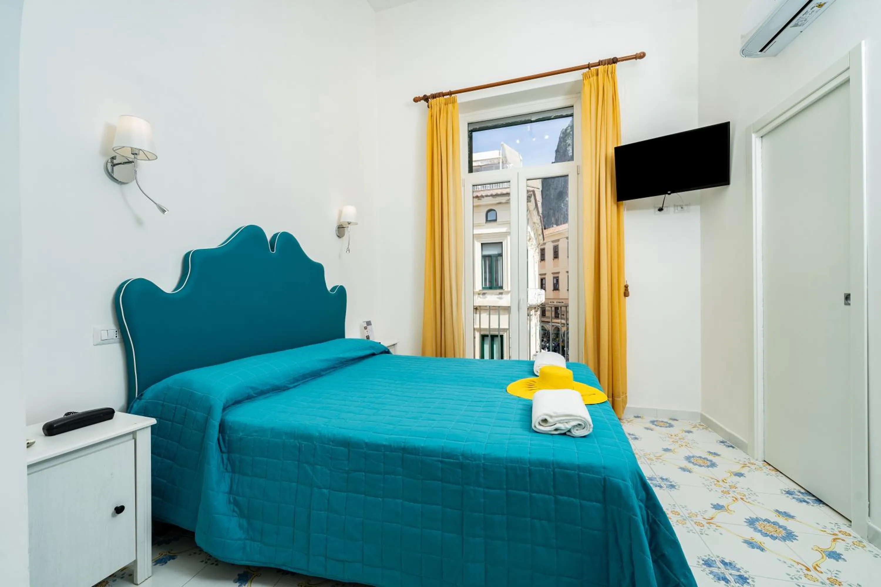 Bed in Hotel Fontana