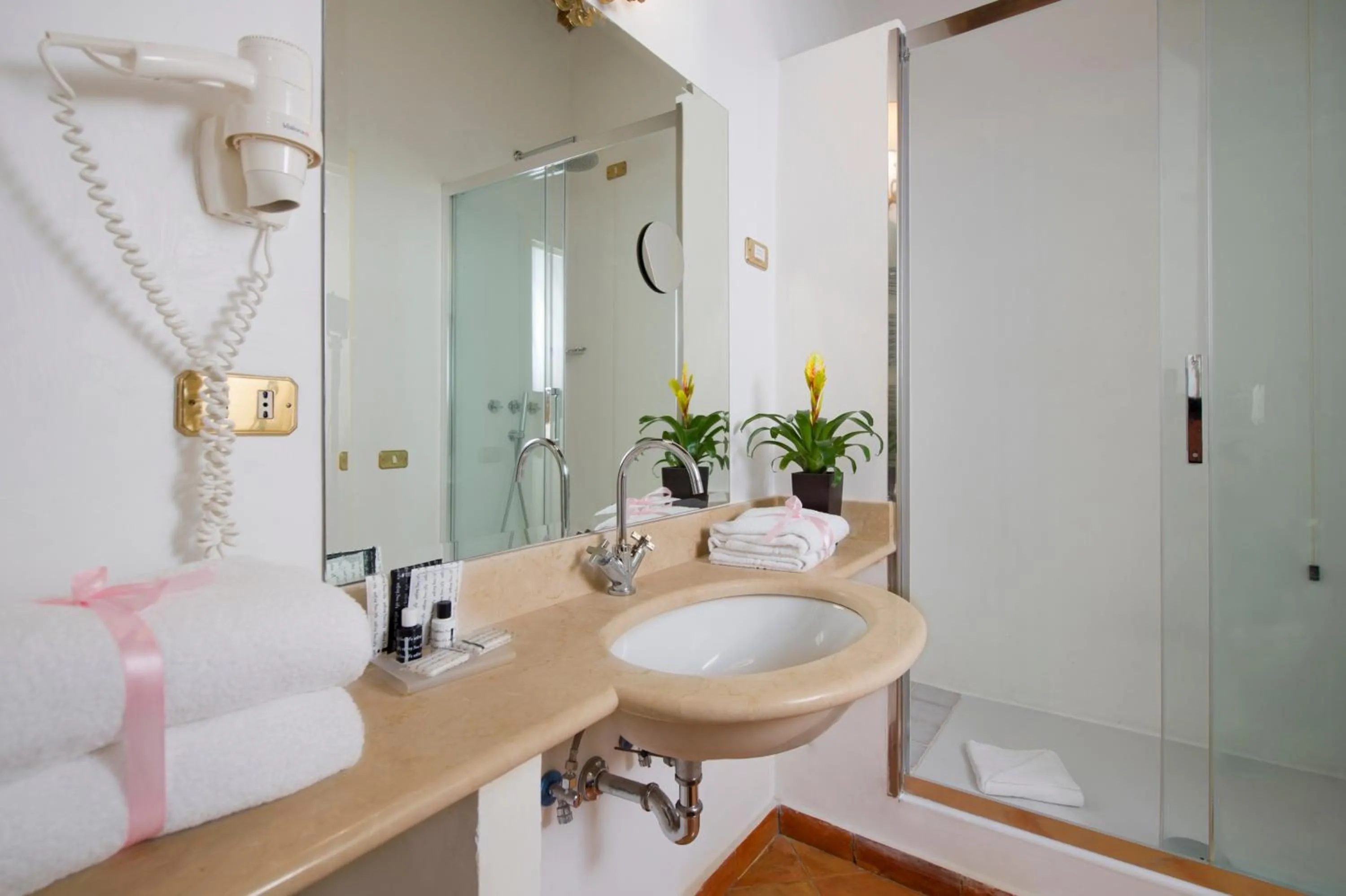 Bathroom in Residenza Frattina