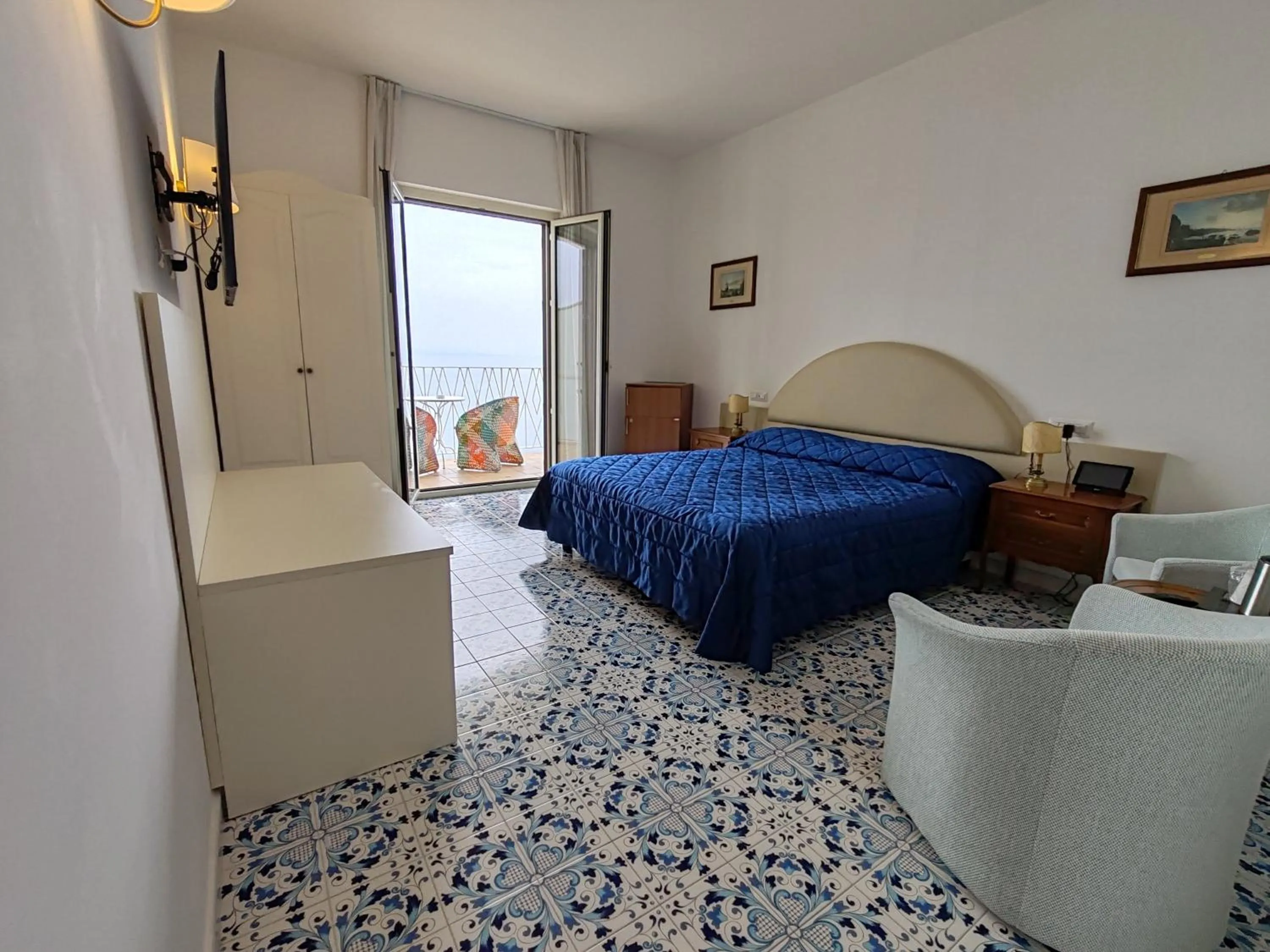 Bedroom, Bed in Grand Hotel Excelsior