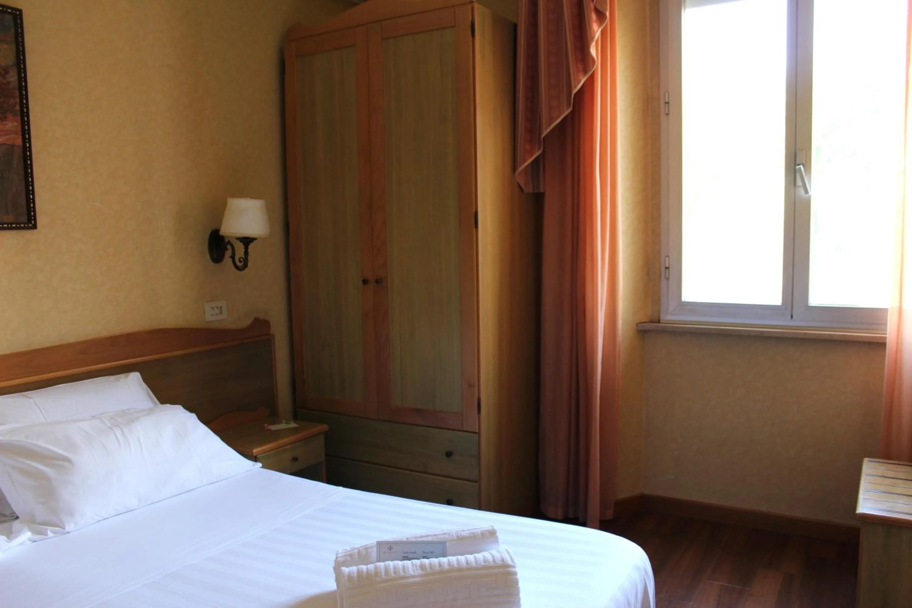 Bedroom, Bed in Phi Hotel Ambra