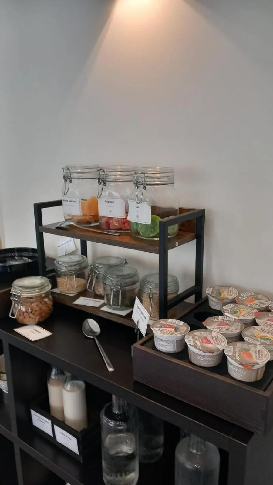 Restaurant/places to eat in Phi Hotel Ambra