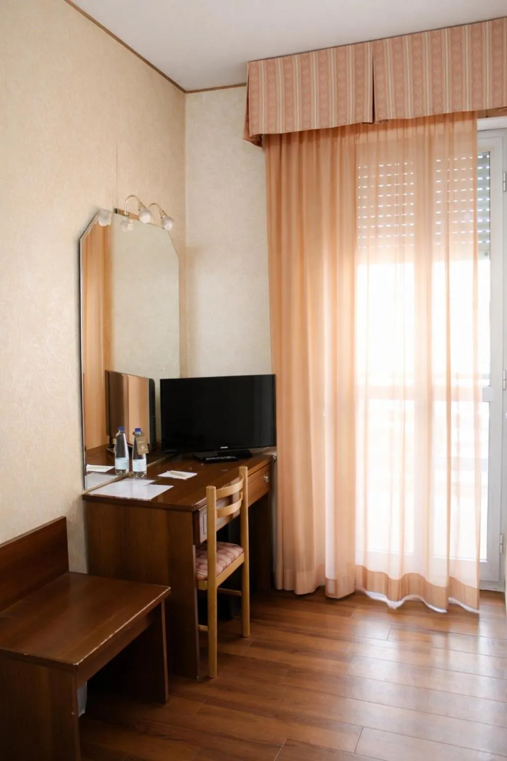 TV and multimedia in Phi Hotel Ambra