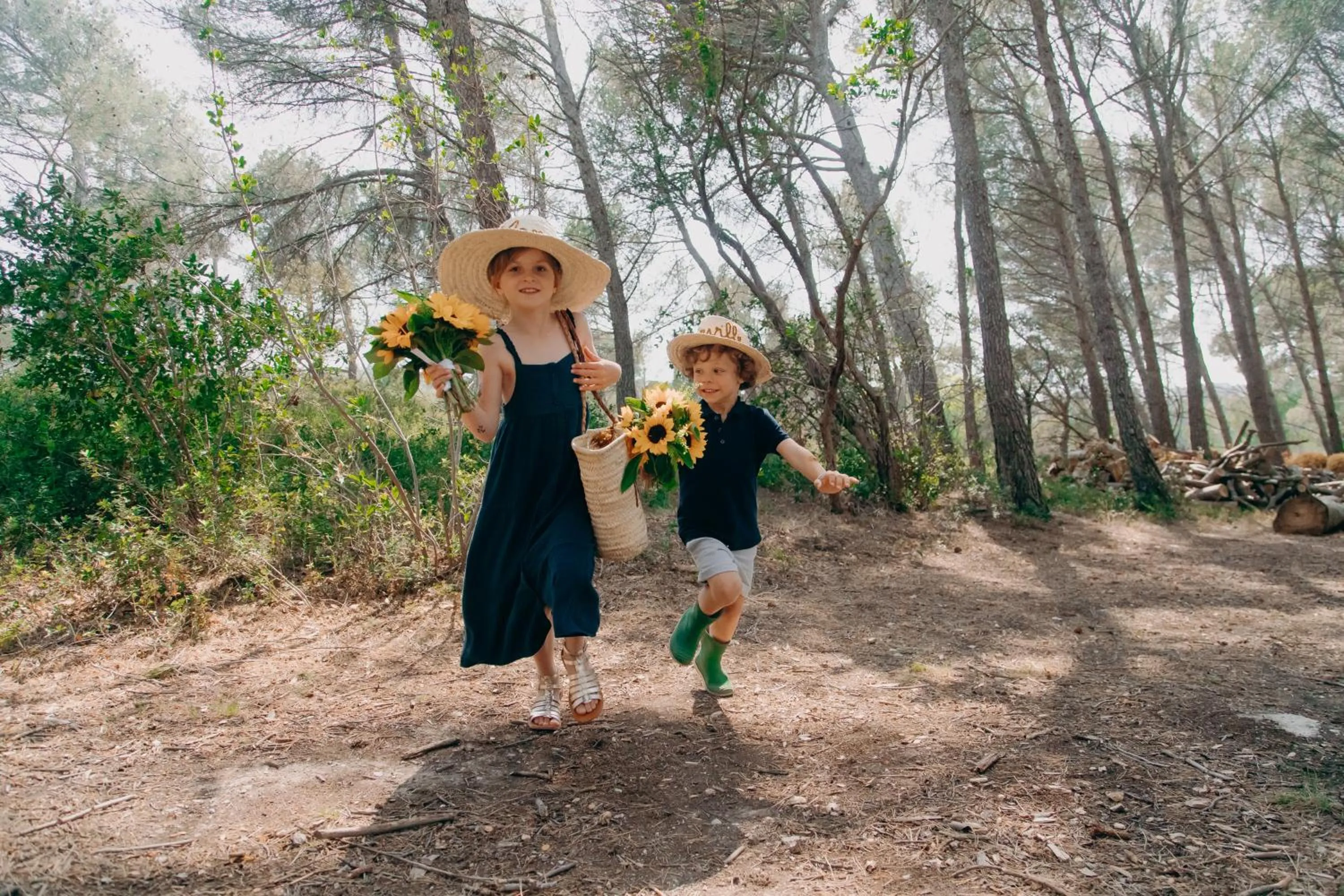 children in Domaine De Manville