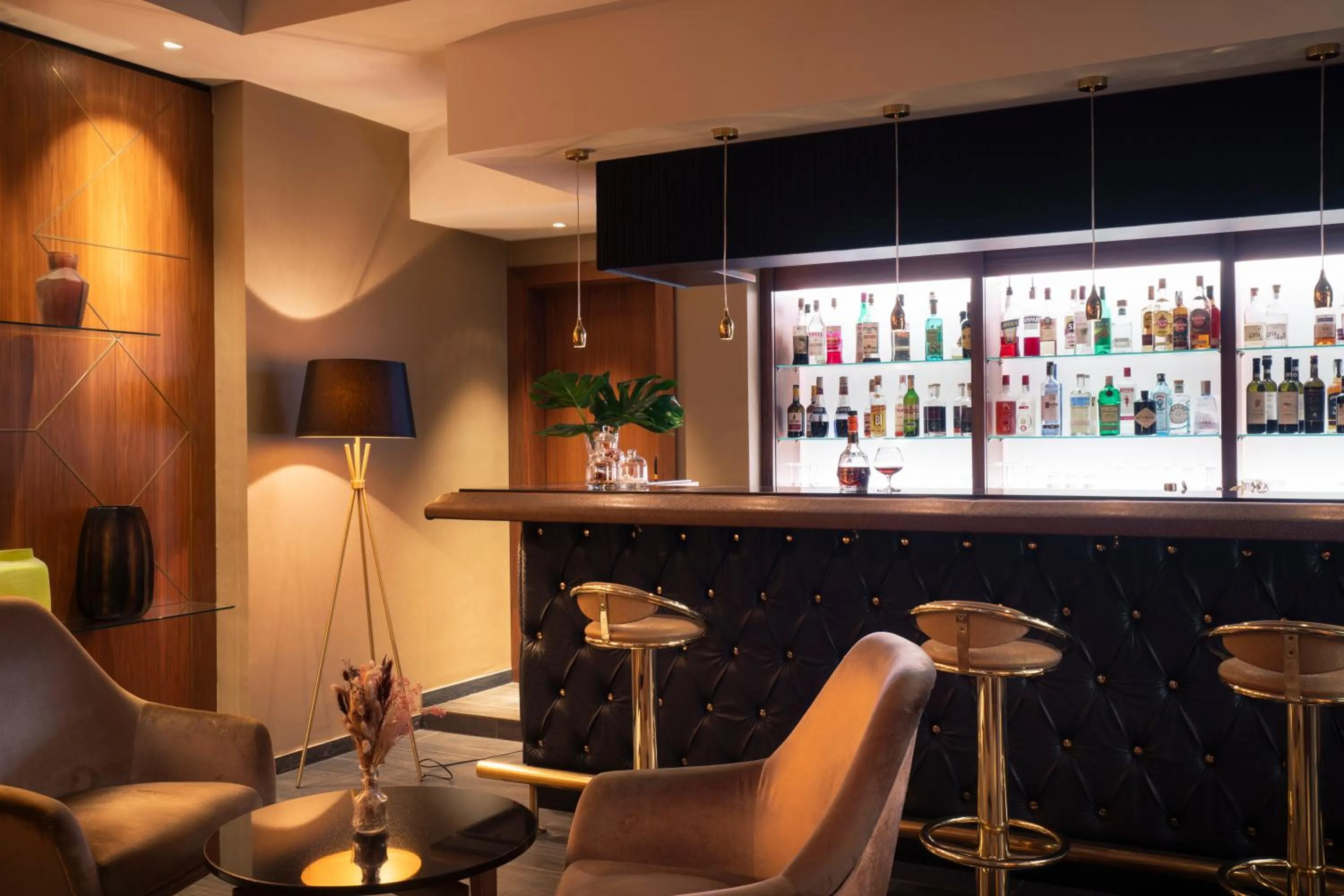 Lounge or bar in Cerretani Hotel Firenze - MGallery Collection