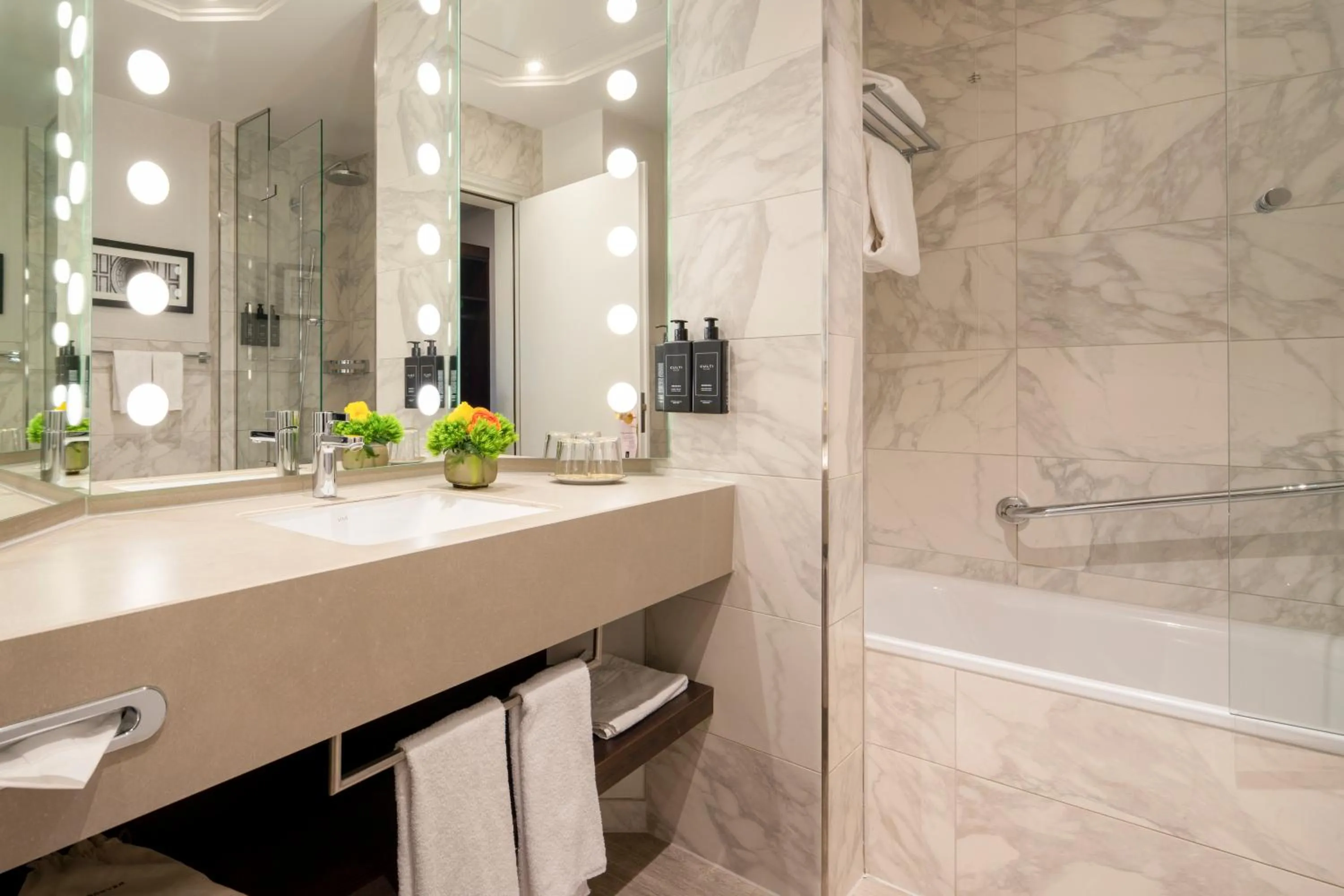 Bathroom in Cerretani Hotel Firenze - MGallery Collection