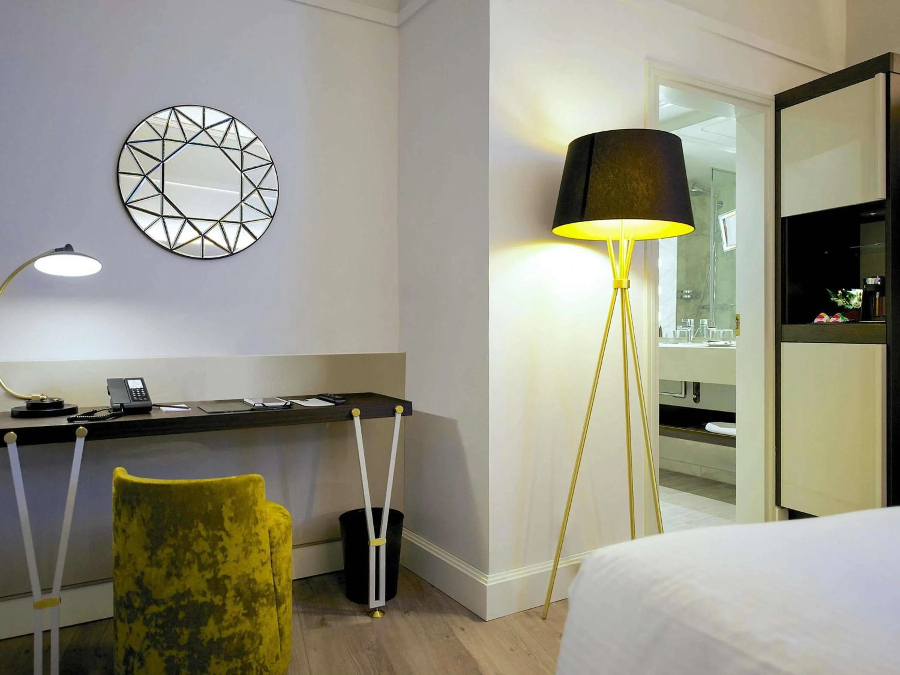 Bedroom, Bed in Cerretani Hotel Firenze - MGallery Collection