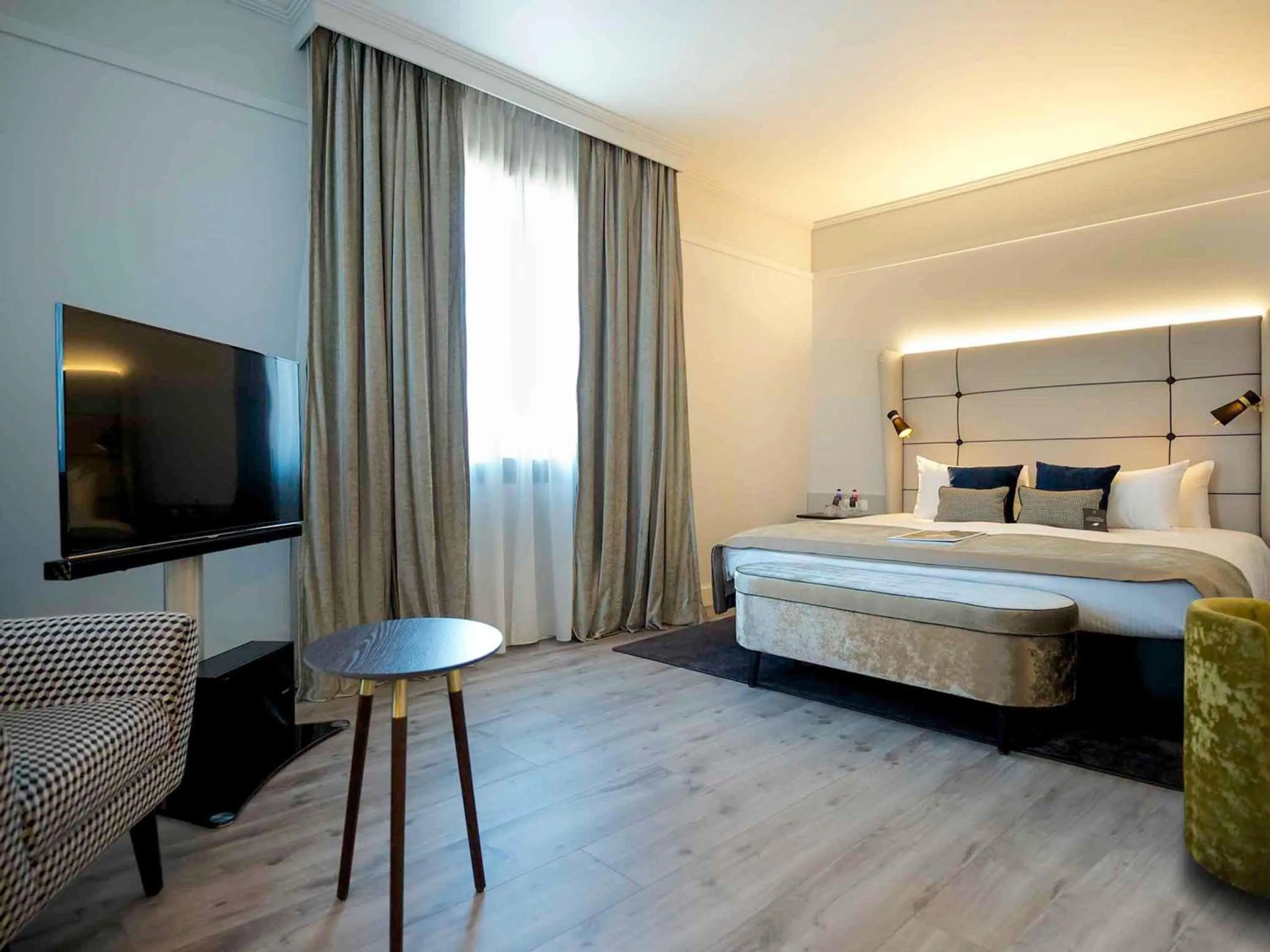 Bedroom, Bed in Cerretani Hotel Firenze - MGallery Collection