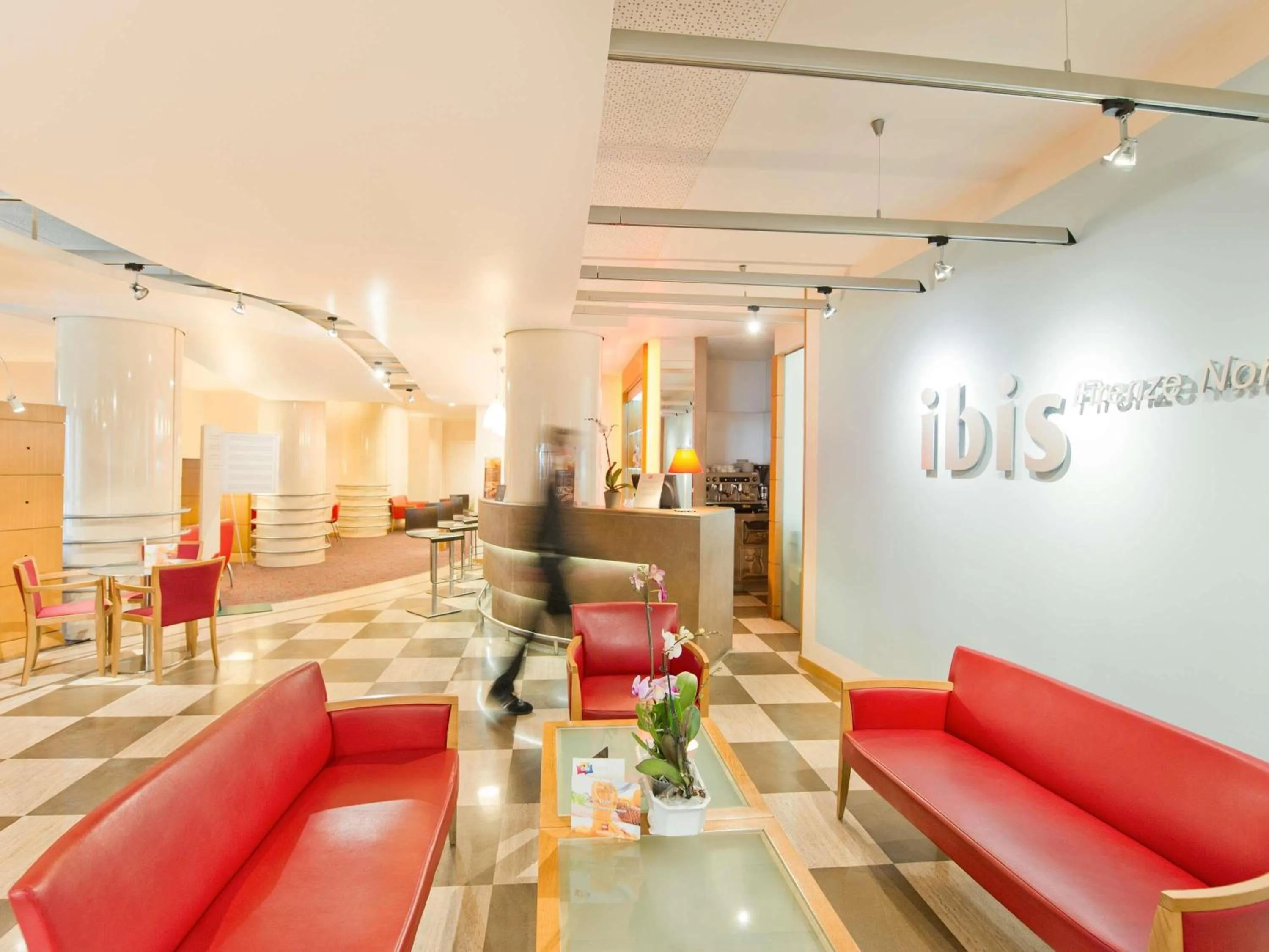 Lounge or bar in Hotel Ibis Firenze Nord Aeroporto