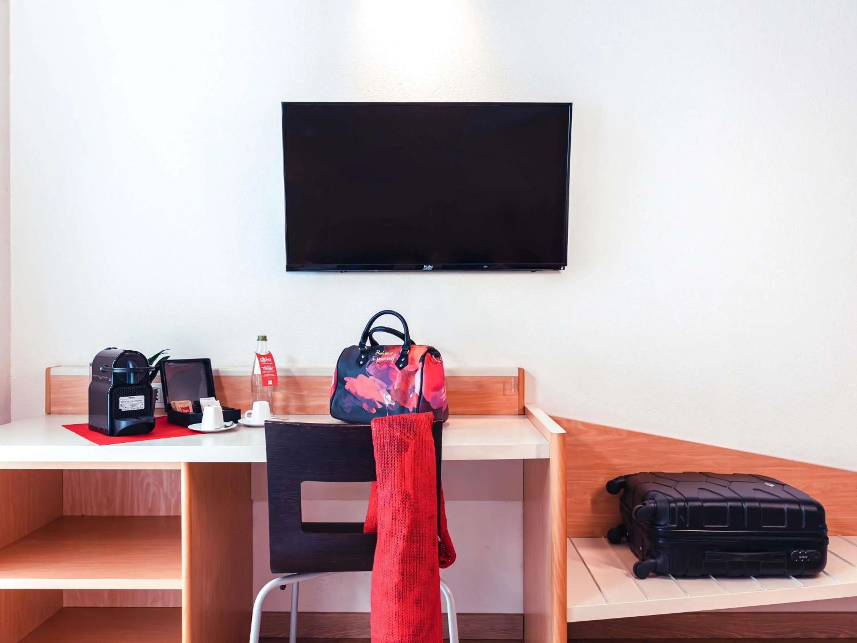 Bedroom in Hotel Ibis Firenze Nord Aeroporto
