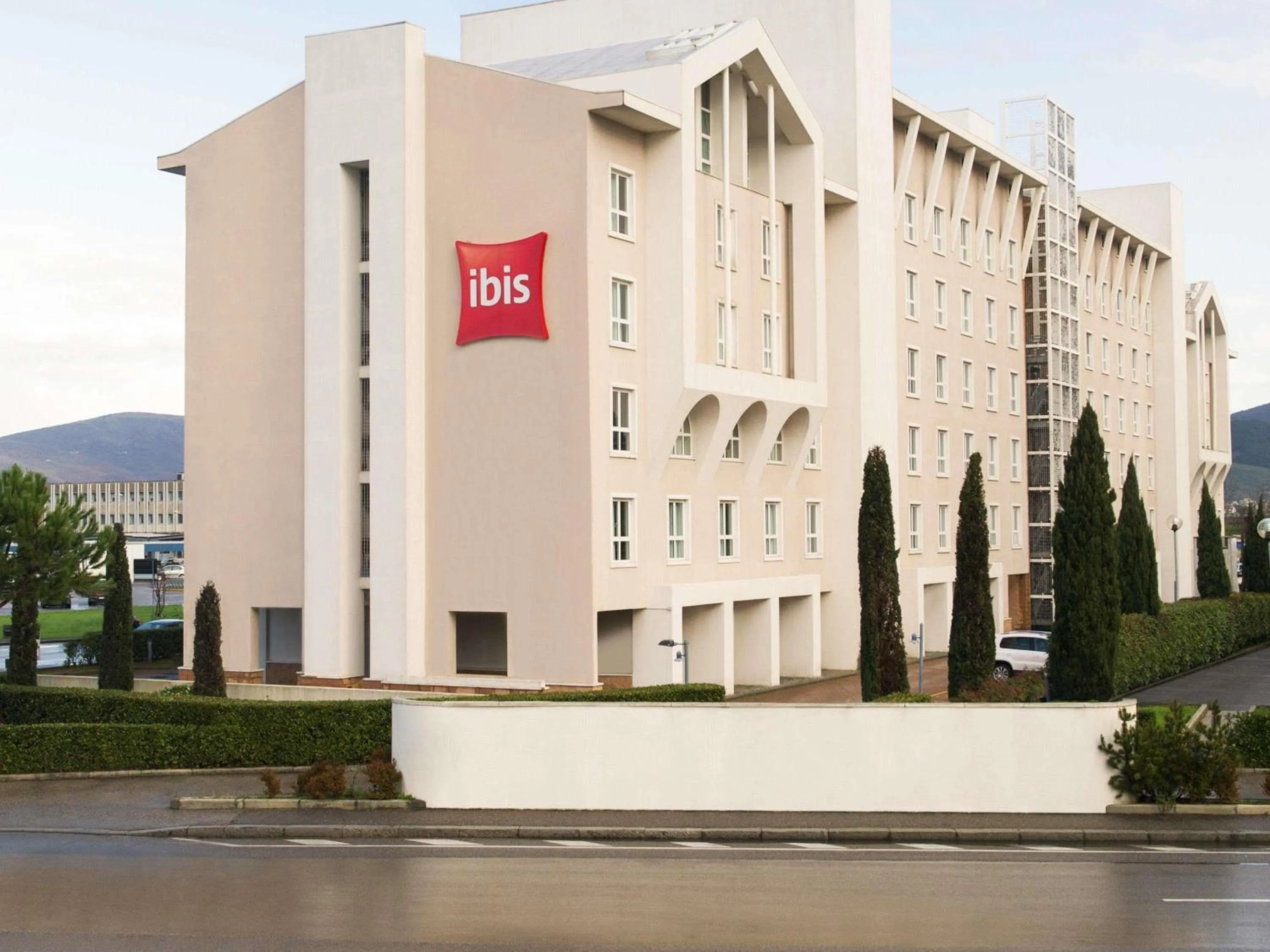 Property building in Hotel Ibis Firenze Nord Aeroporto