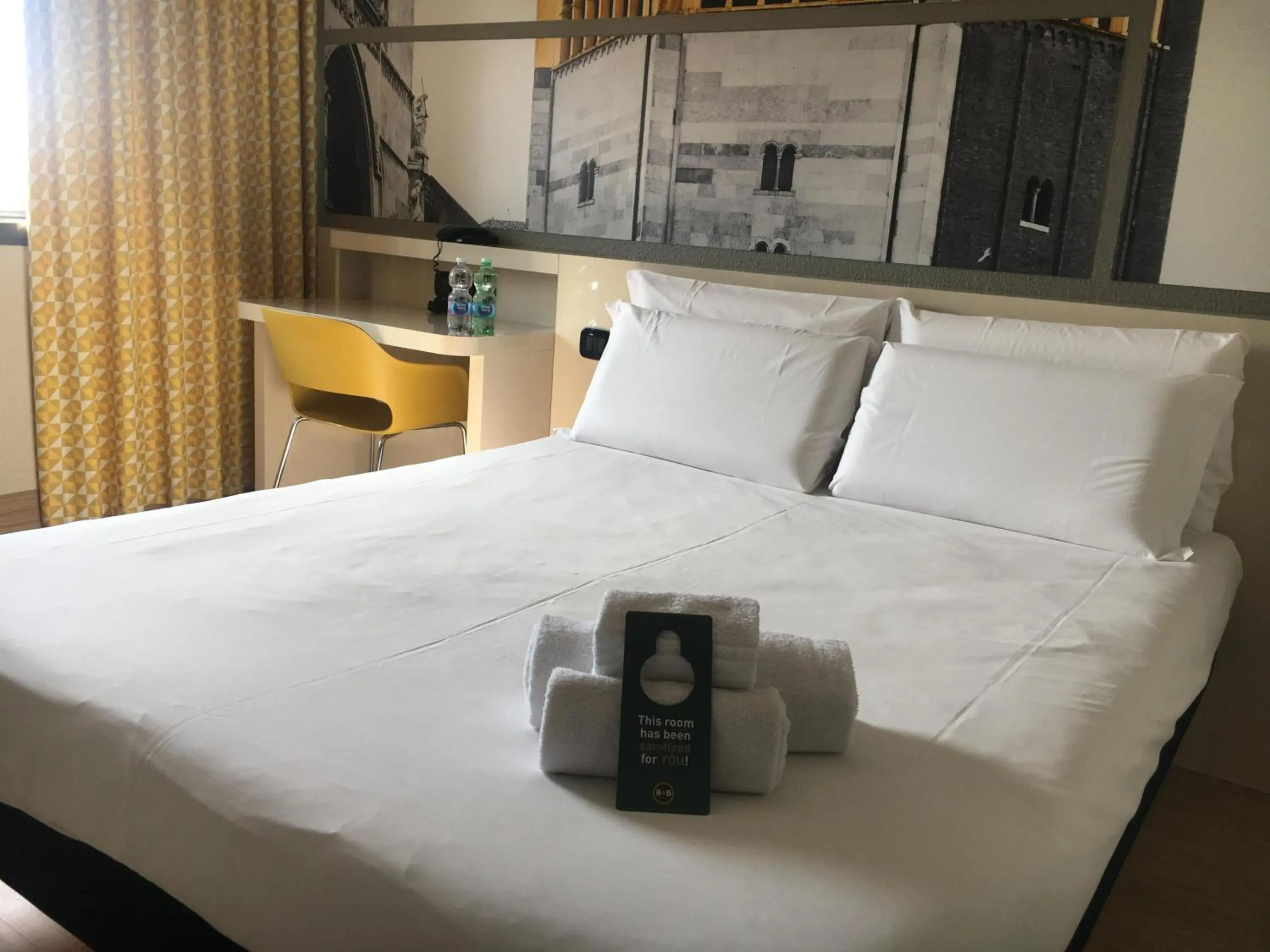 Superior Double Room in B&B Hotel Cremona Superior Double Room in B&B Hotel Cremona