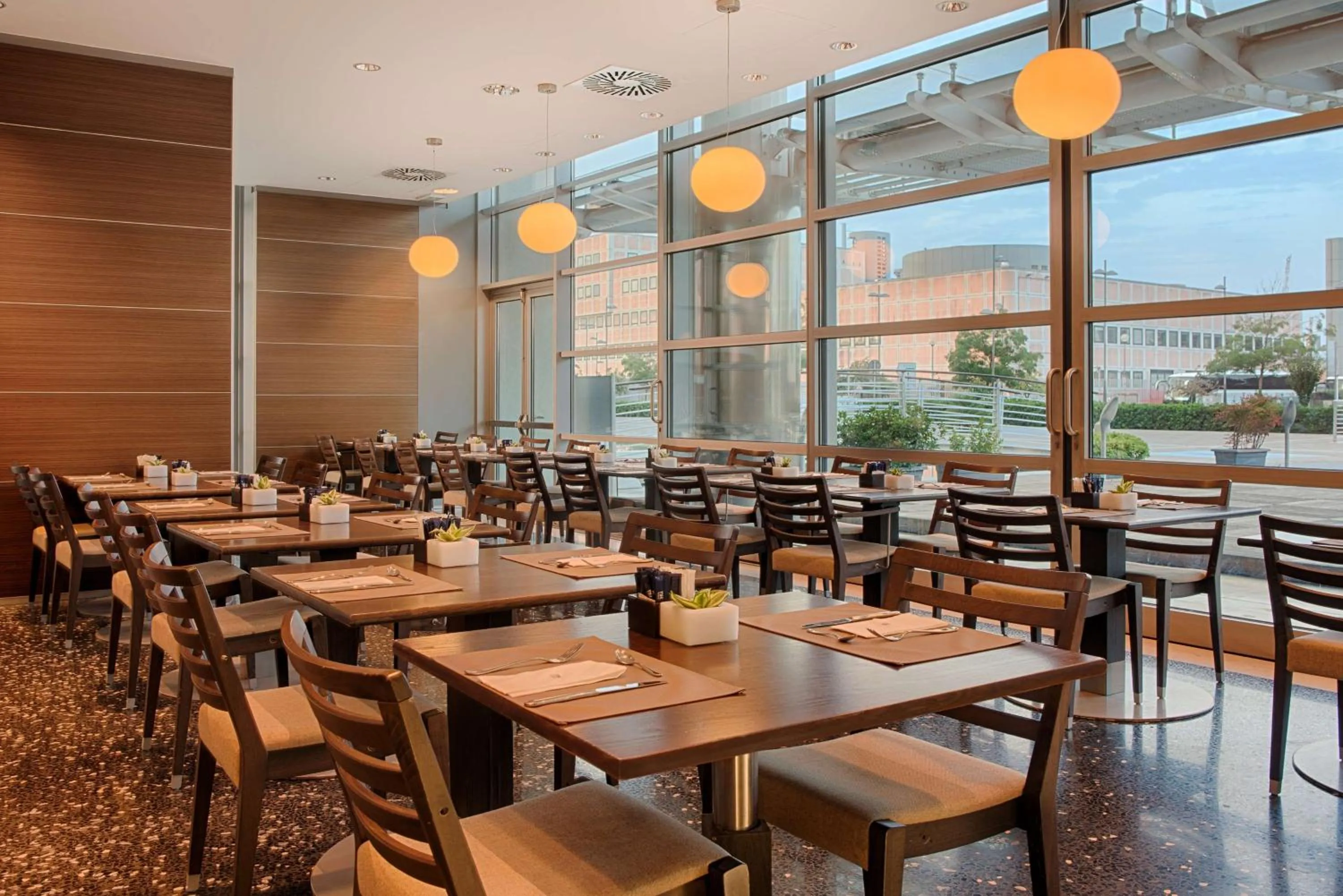 Restaurant/places to eat in NH Venezia Laguna Palace