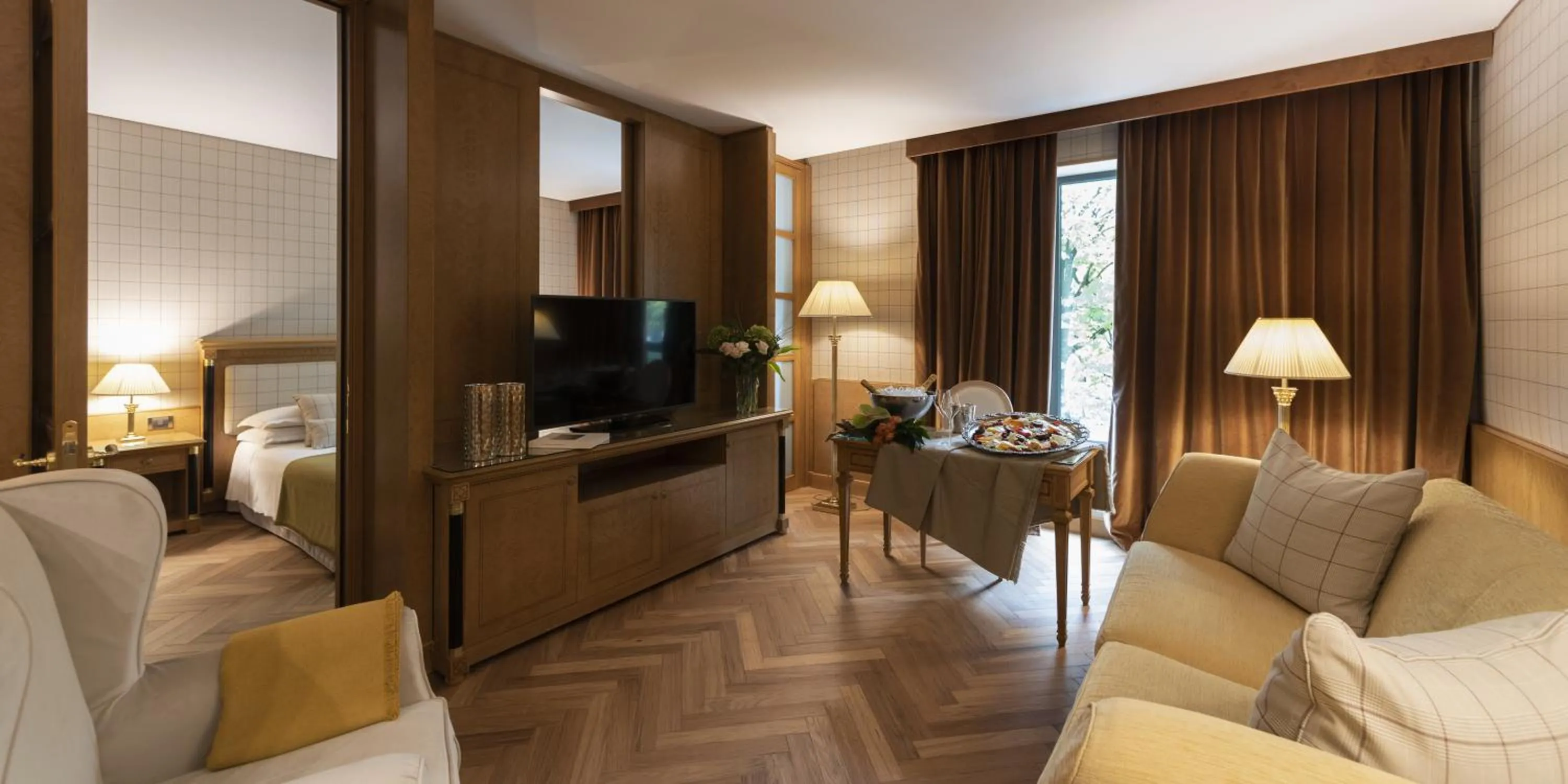 Photo of the whole room in Grand Hotel De La Ville