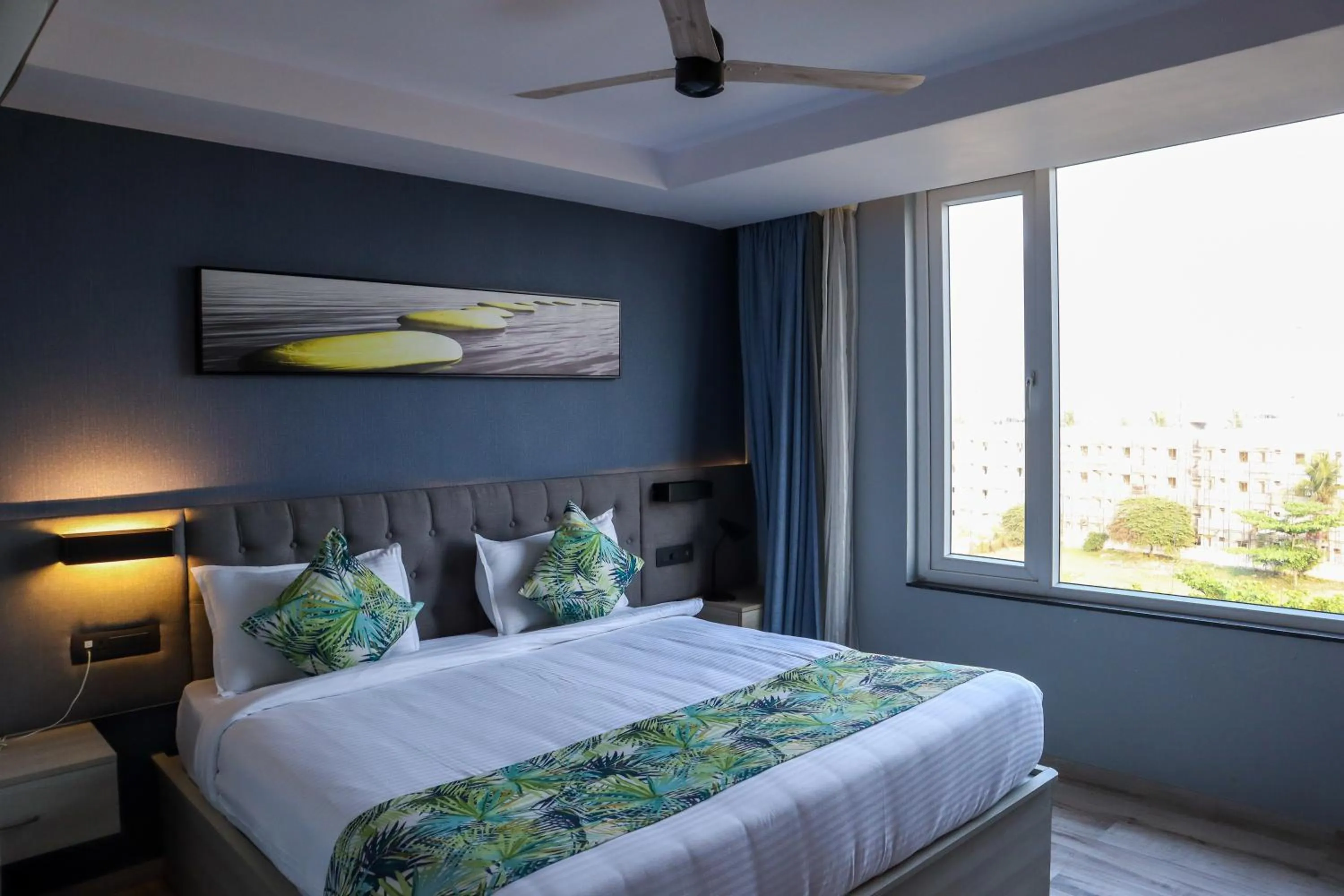 Bed in HOTEL OCEAN VISTA BAY