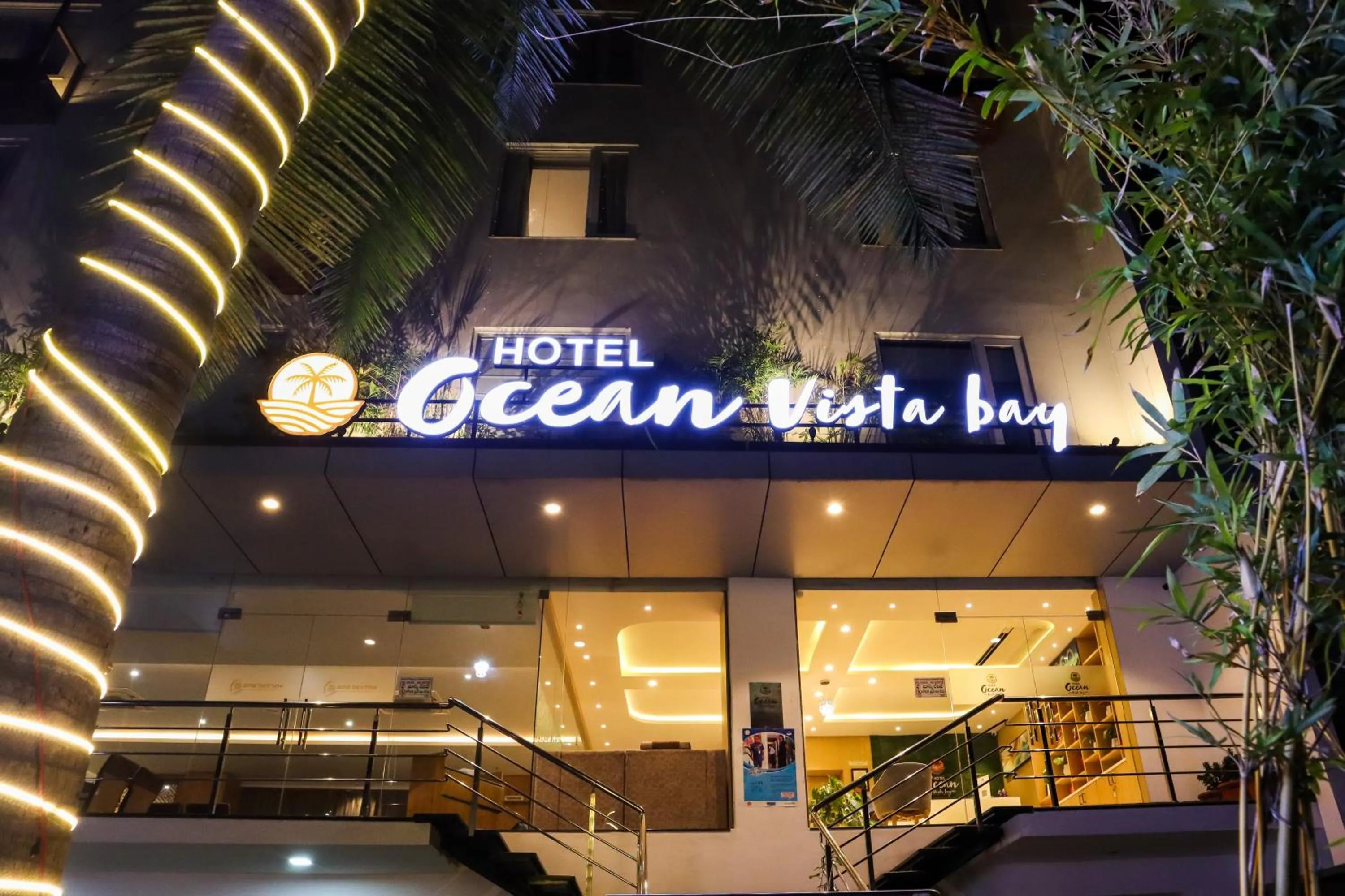 Property building in HOTEL OCEAN VISTA BAY