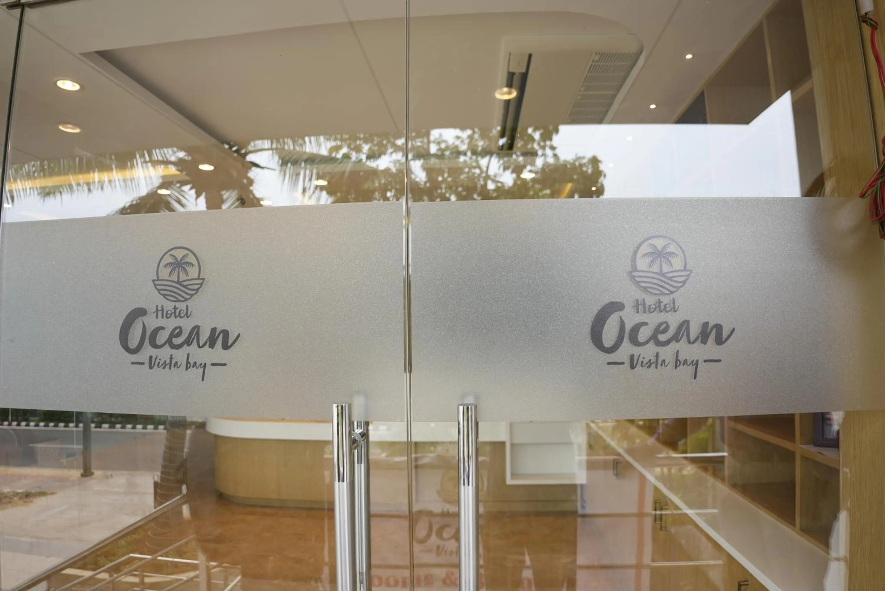 Property building in HOTEL OCEAN VISTA BAY