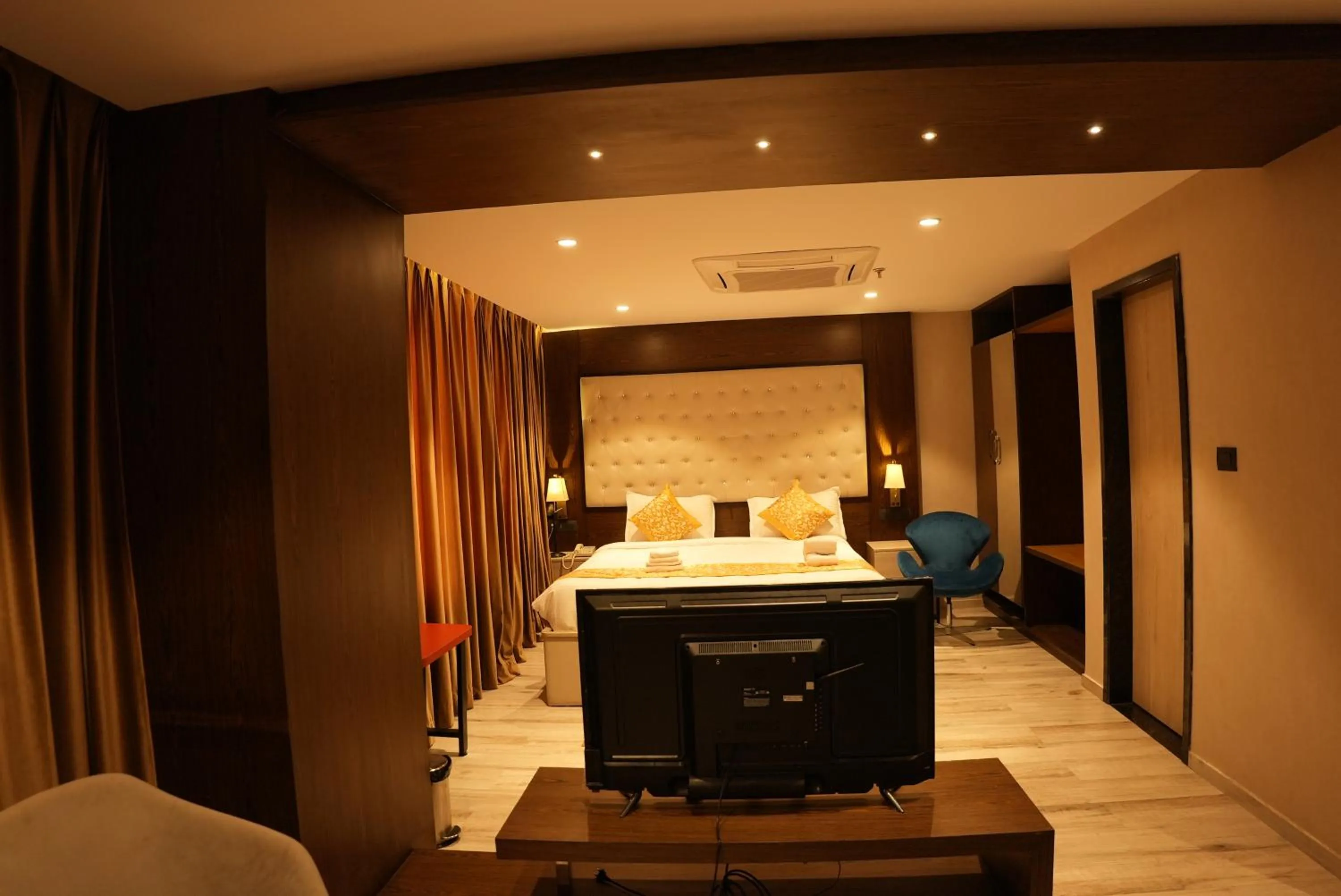 Photo of the whole room in HOTEL OCEAN VISTA BAY