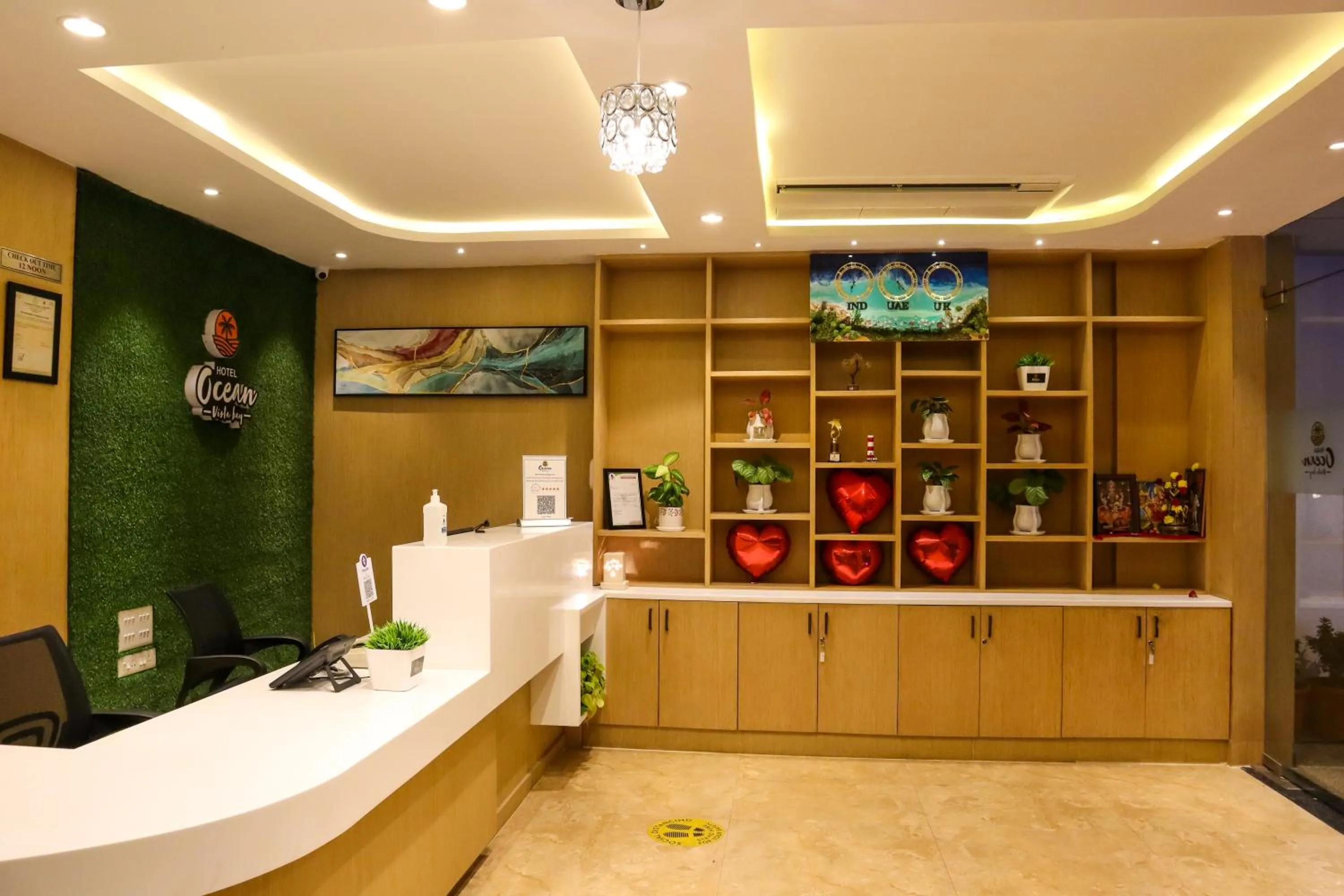 Lobby or reception in HOTEL OCEAN VISTA BAY