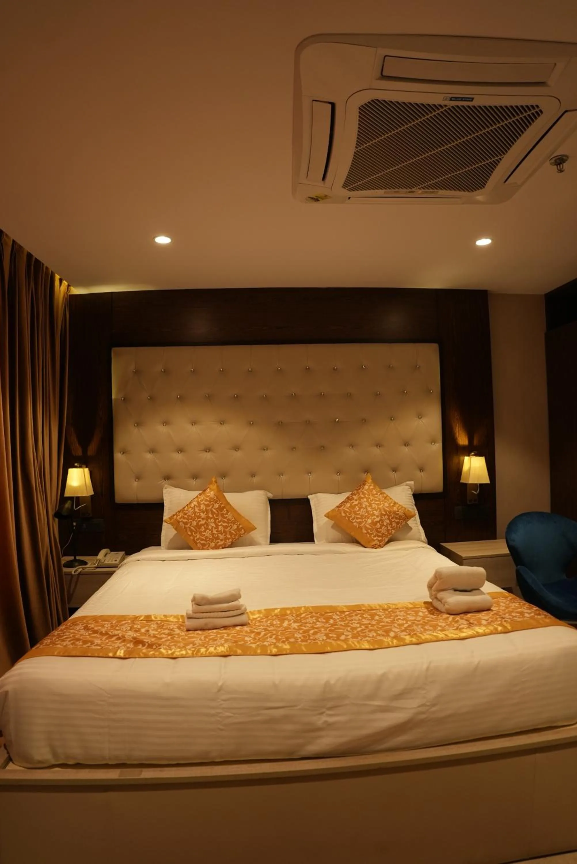 Photo of the whole room, Bed in HOTEL OCEAN VISTA BAY