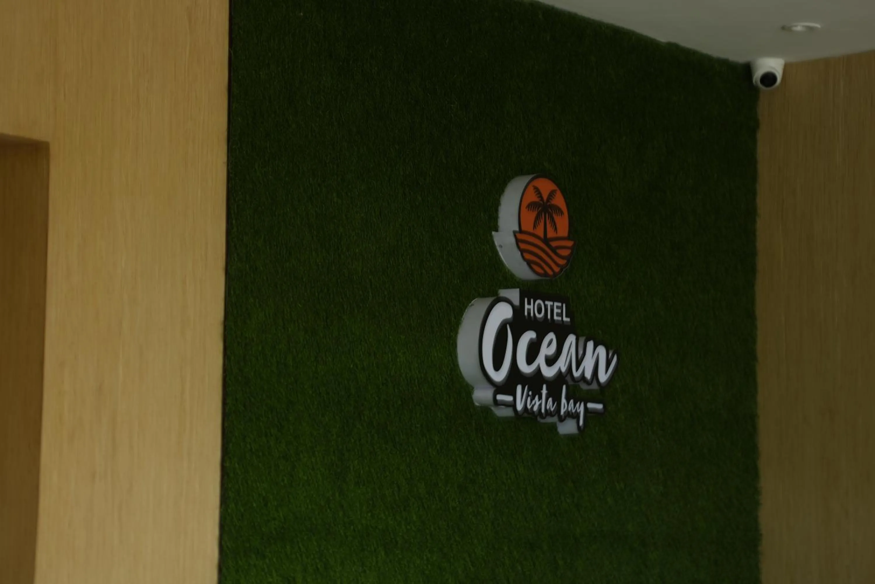 Property logo or sign in HOTEL OCEAN VISTA BAY