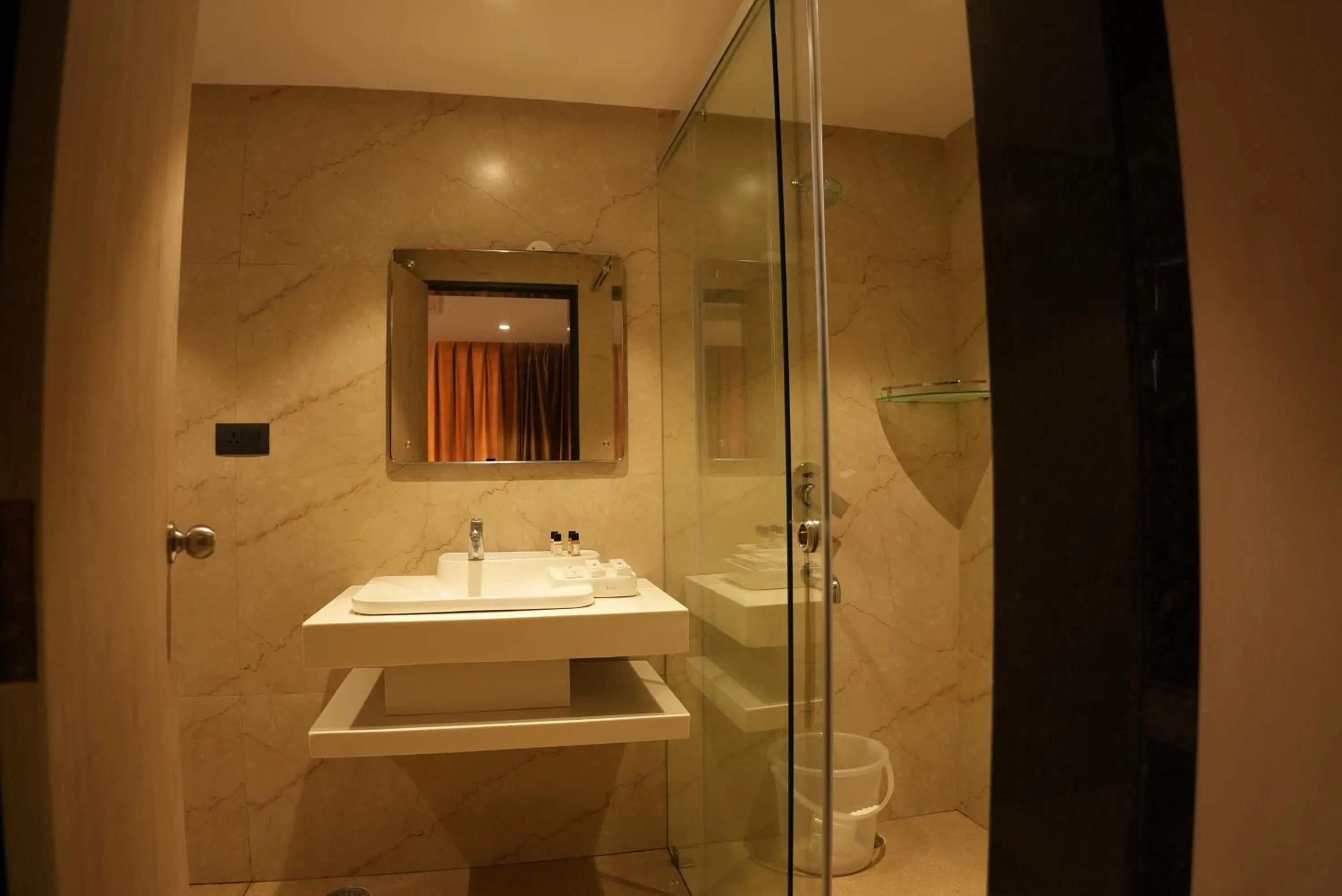 Bathroom in HOTEL OCEAN VISTA BAY