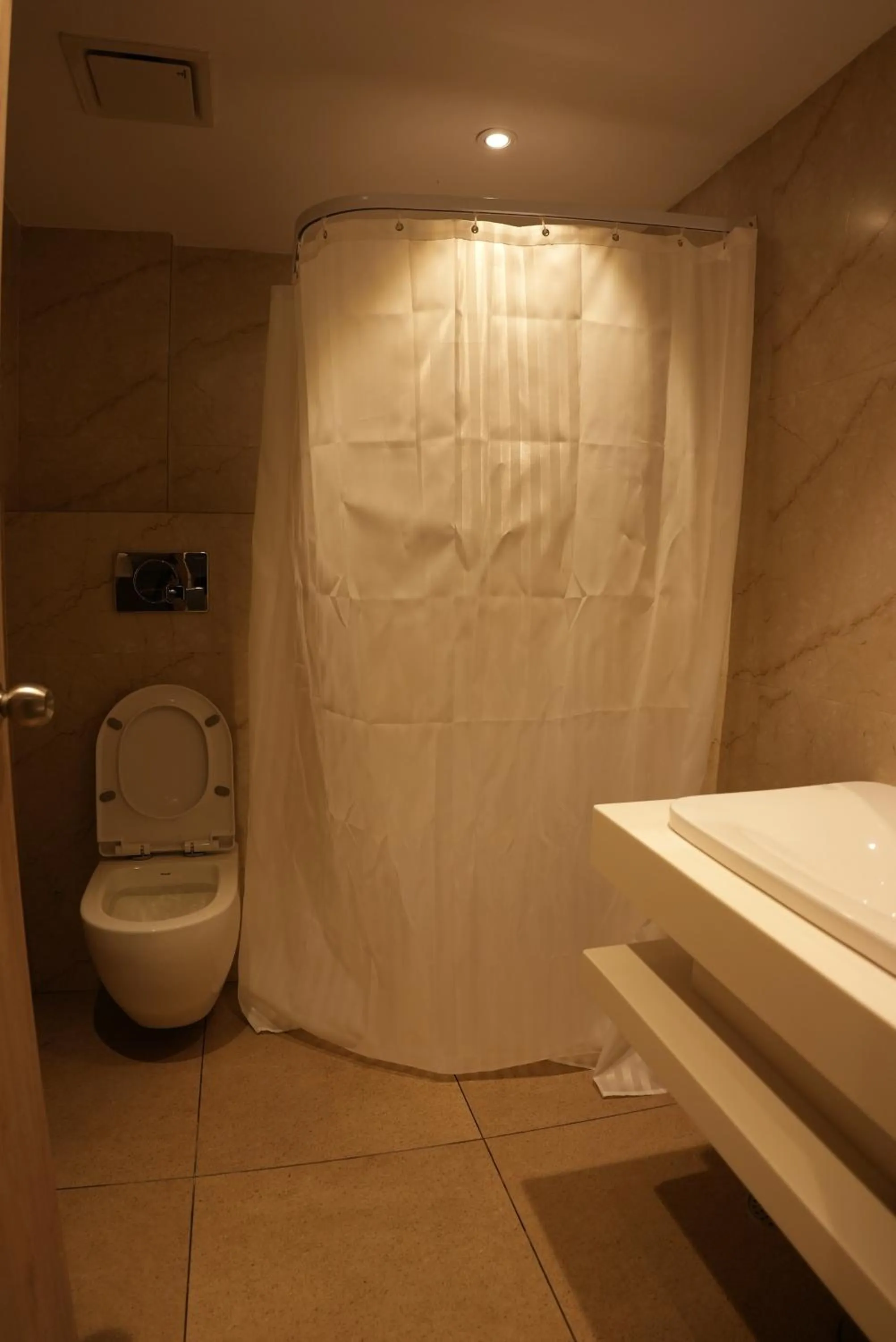 Bathroom in HOTEL OCEAN VISTA BAY