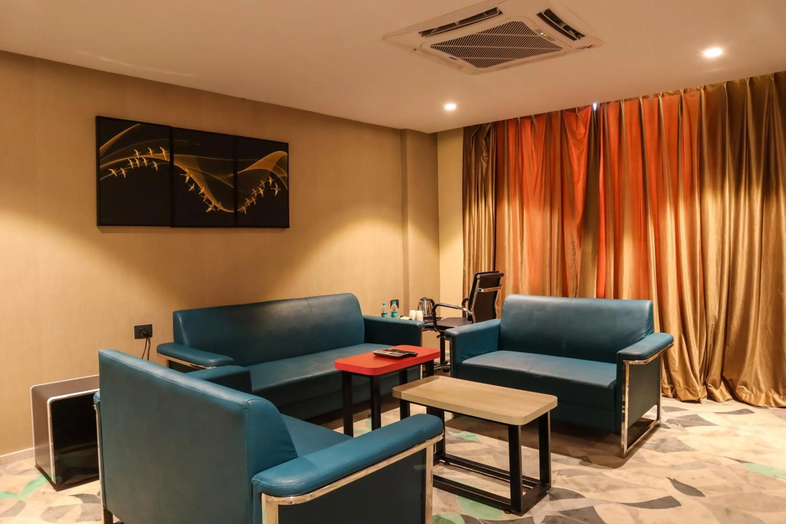 Living room in HOTEL OCEAN VISTA BAY