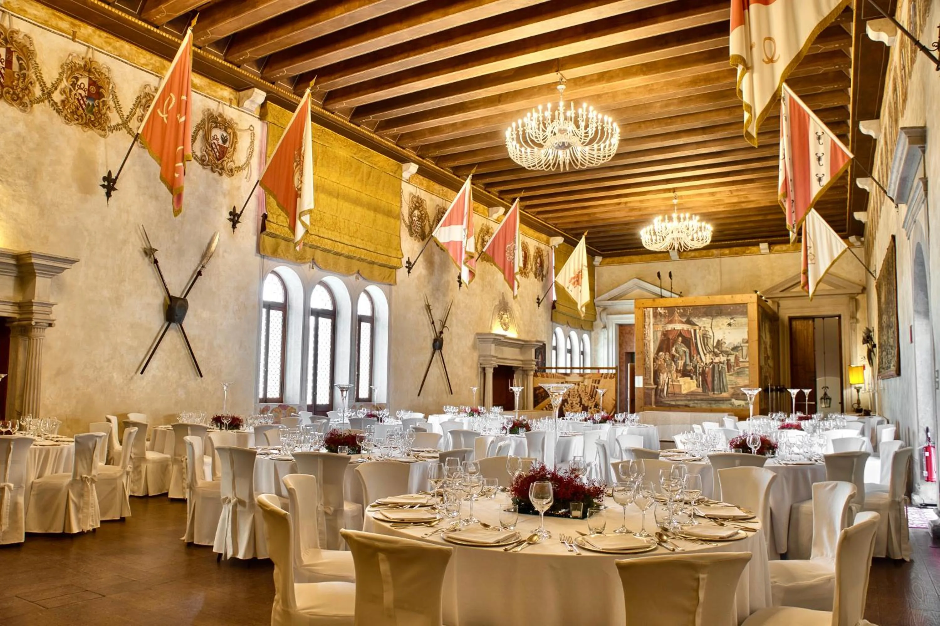 Banquet/Function facilities in CastelBrando