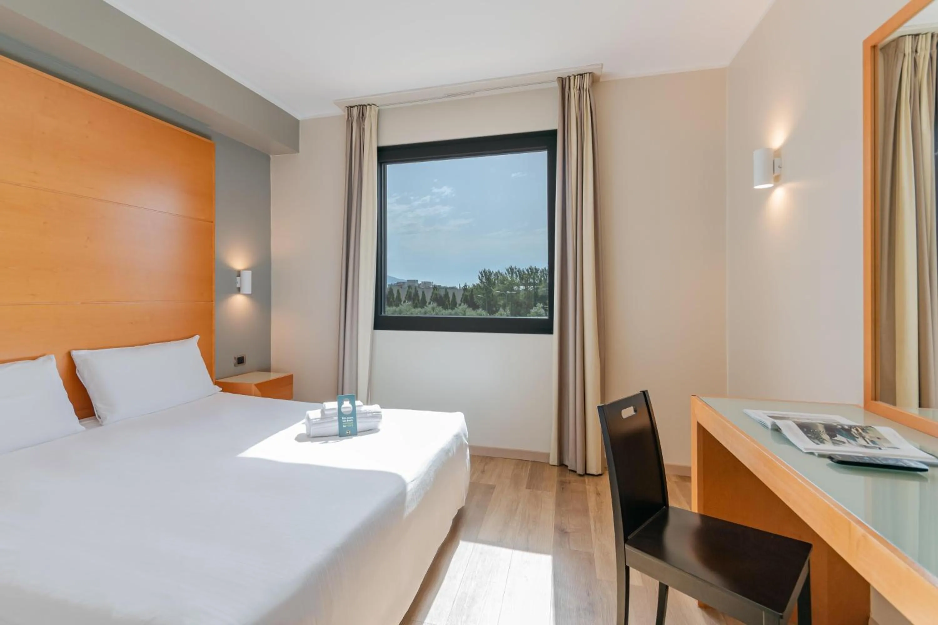 Photo of the whole room, Bed in B&B HOTEL Pisa Airport