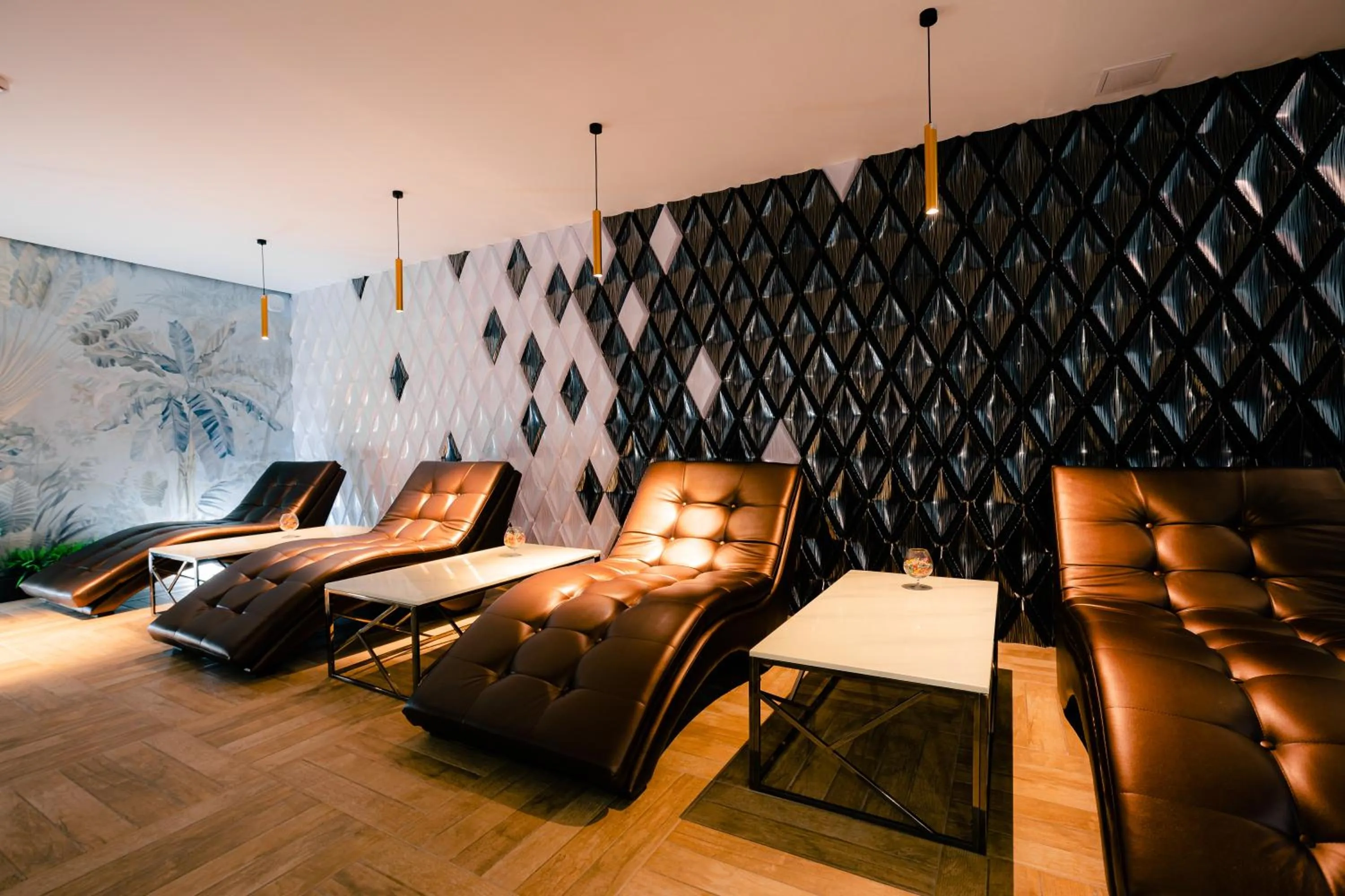 Spa and wellness centre/facilities in Somerset City Centre Atyrau