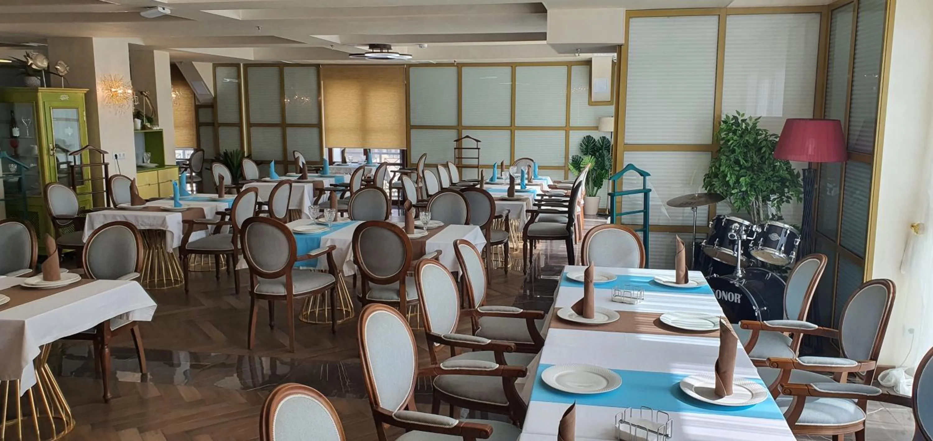 Restaurant/places to eat in Somerset City Centre Atyrau