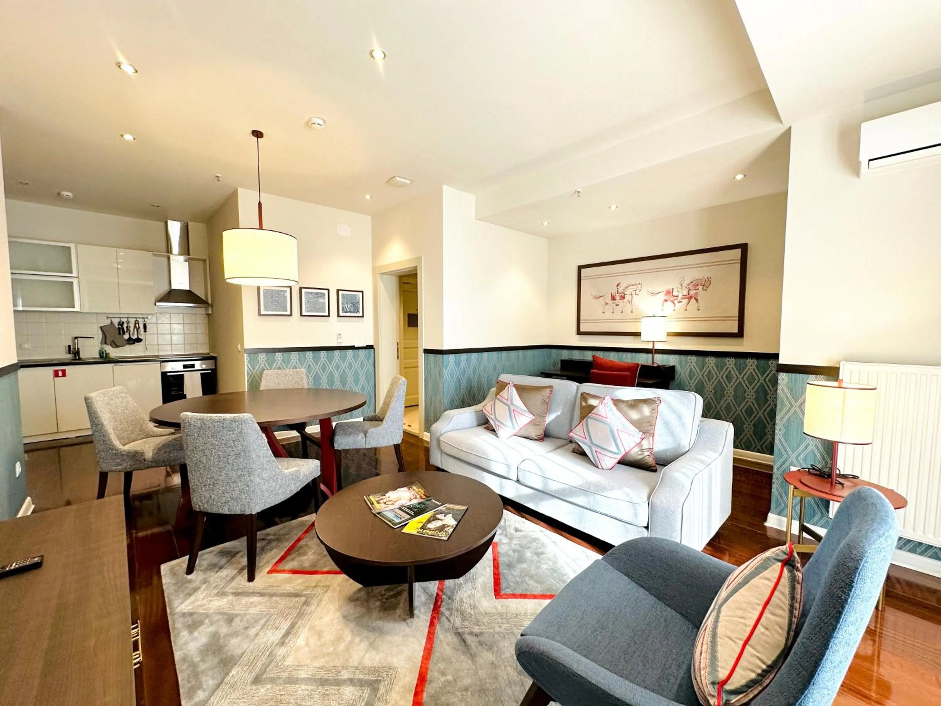 TV and multimedia in Somerset City Centre Atyrau