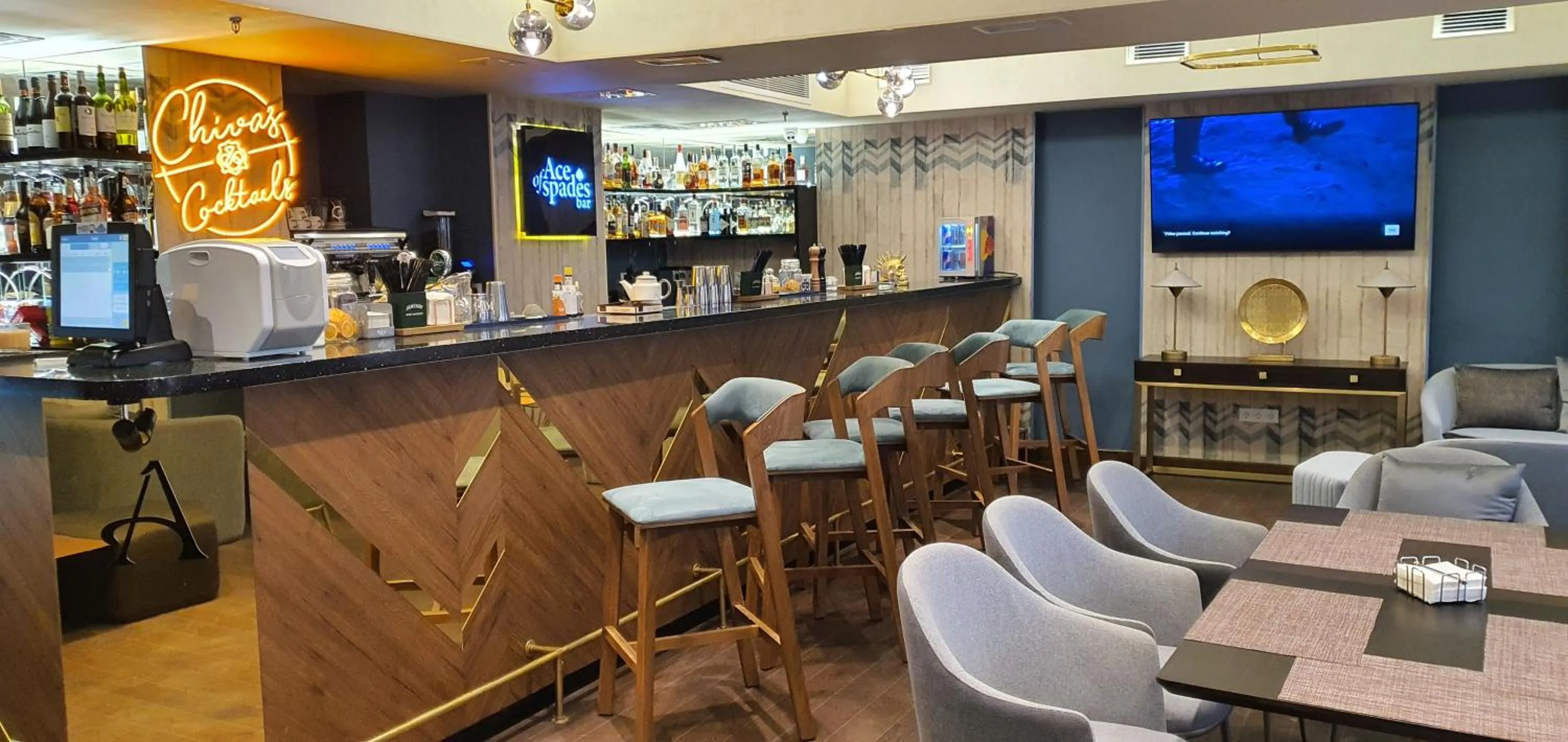 Lounge or bar in Somerset City Centre Atyrau