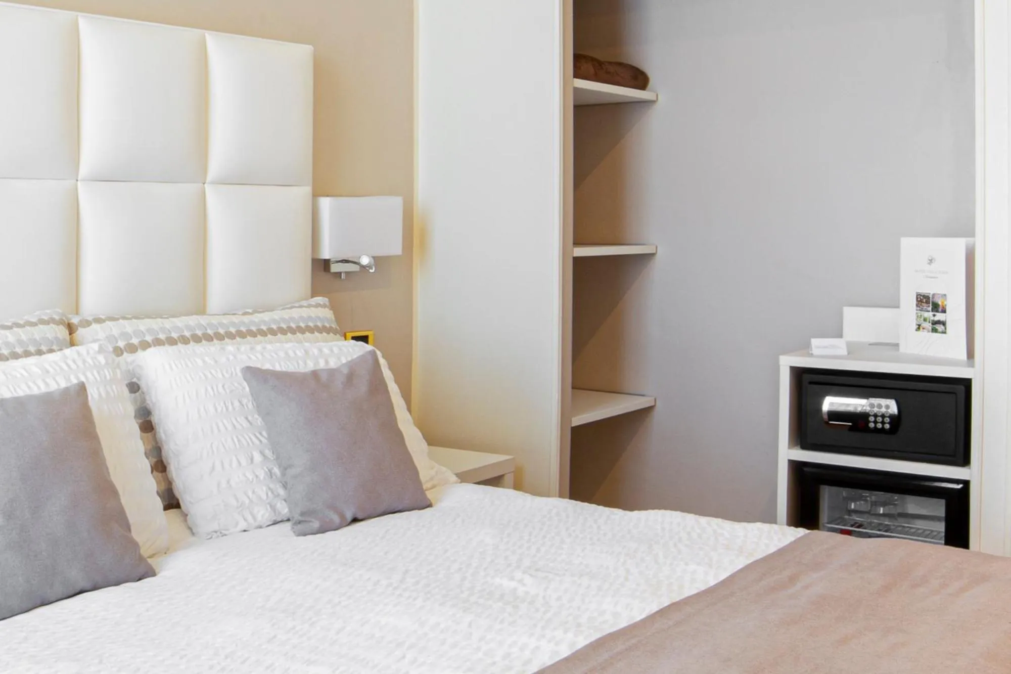 Bed in Hotel Villa Elisa & Spa