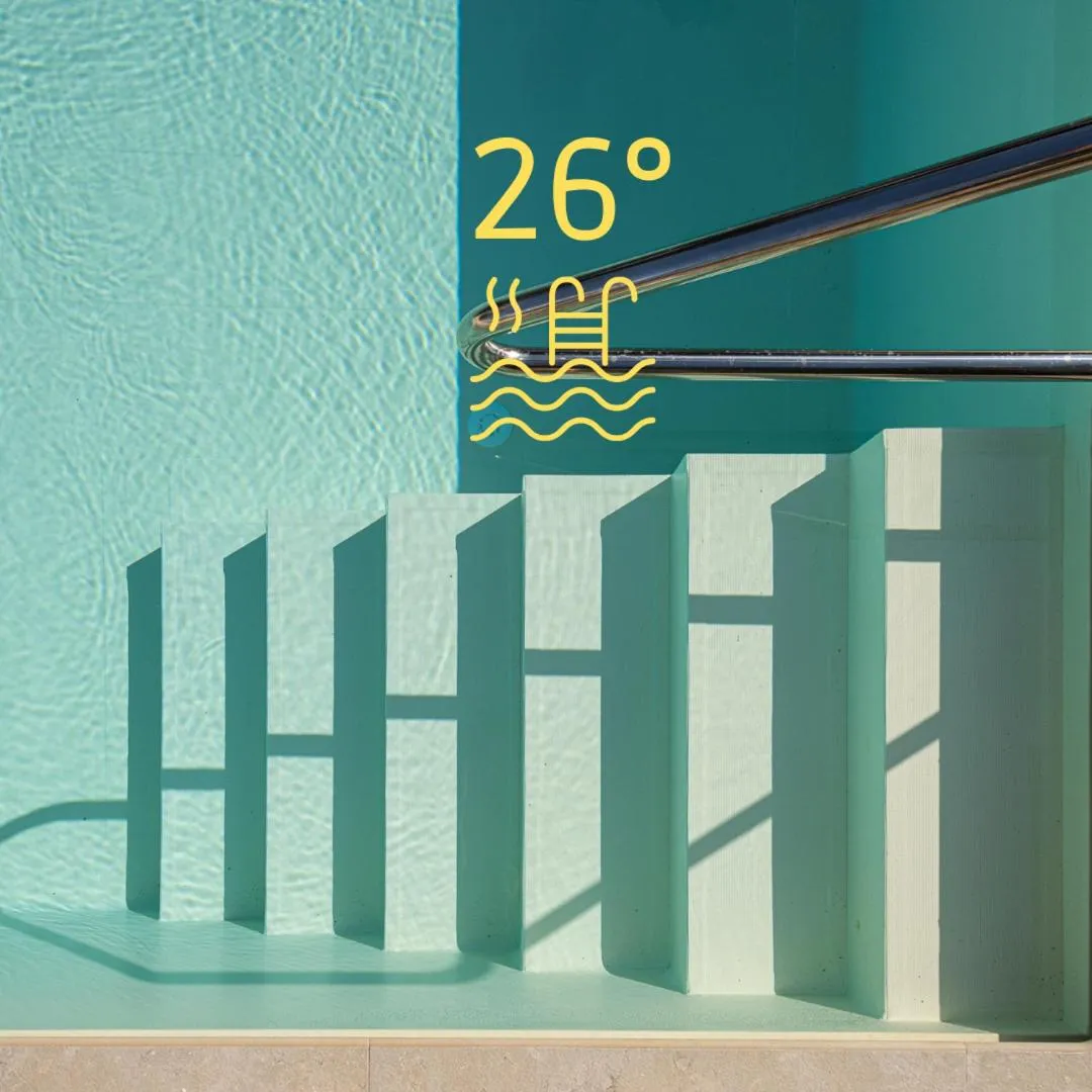 Swimming pool in Hotel Villa Elisa & Spa