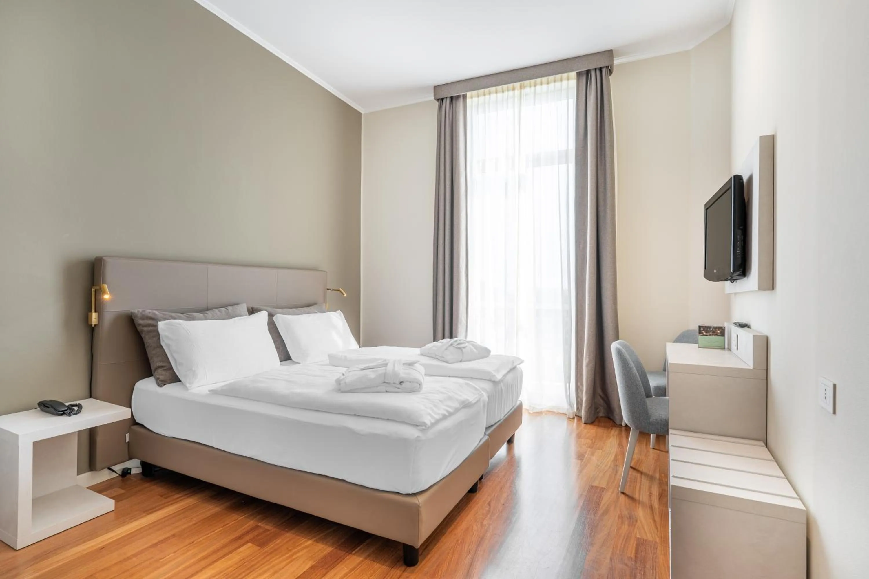 Bedroom, Bed in Hotel Villa Elisa & Spa