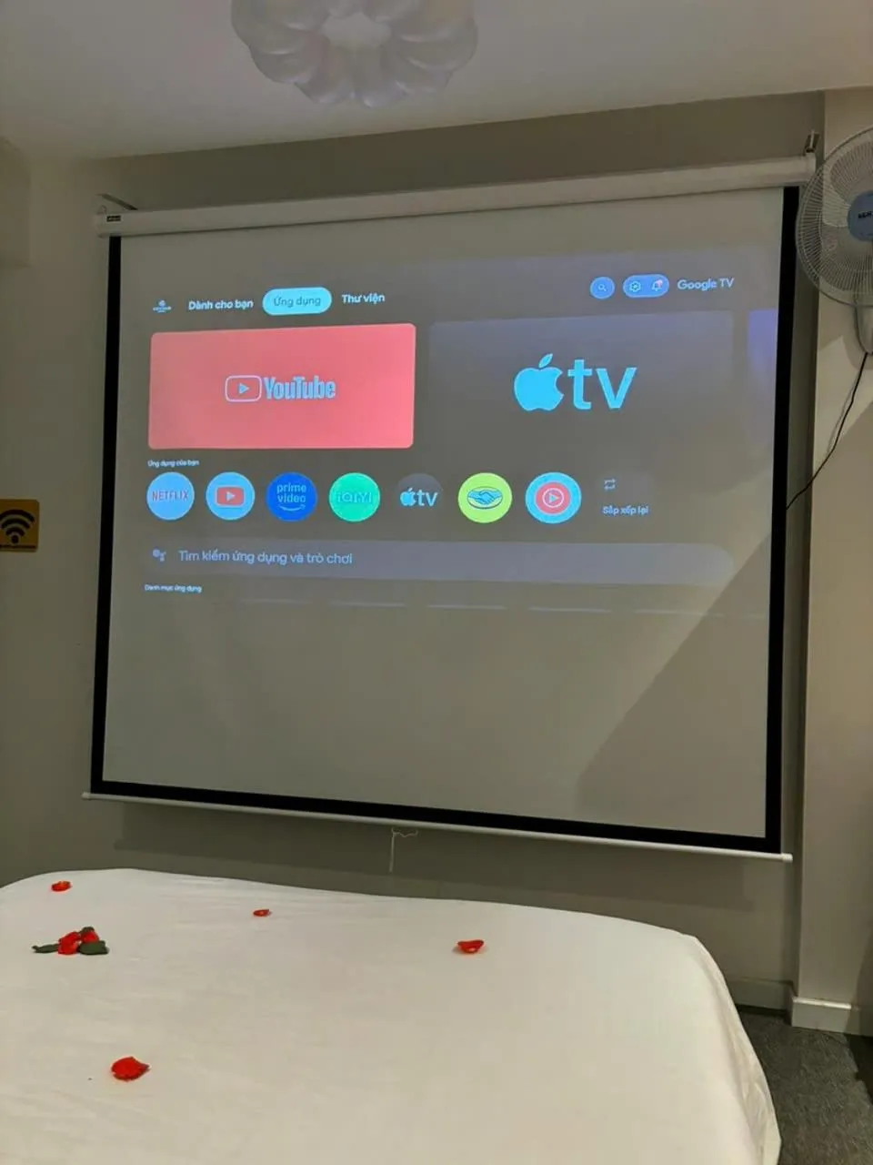 TV and multimedia in Keypad Hotel - 28 Dịch Vọng Hậu