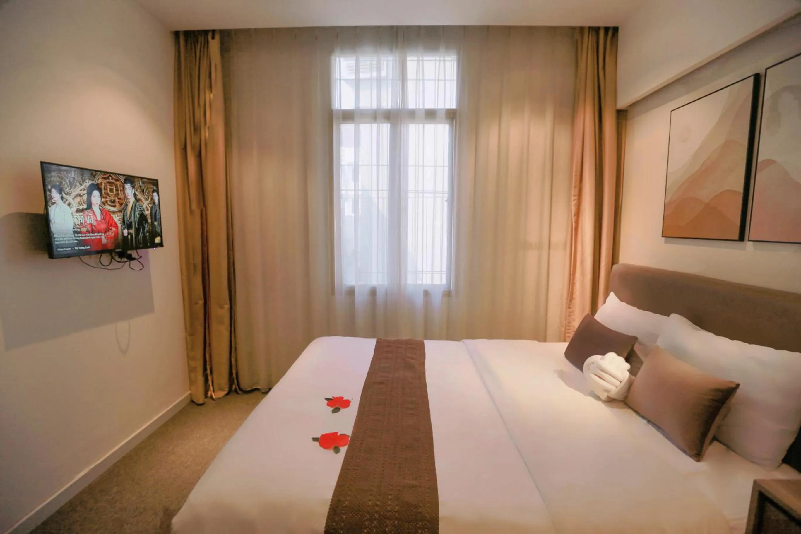 Communal lounge/ TV room, Bed in Keypad Hotel - 28 Dịch Vọng Hậu