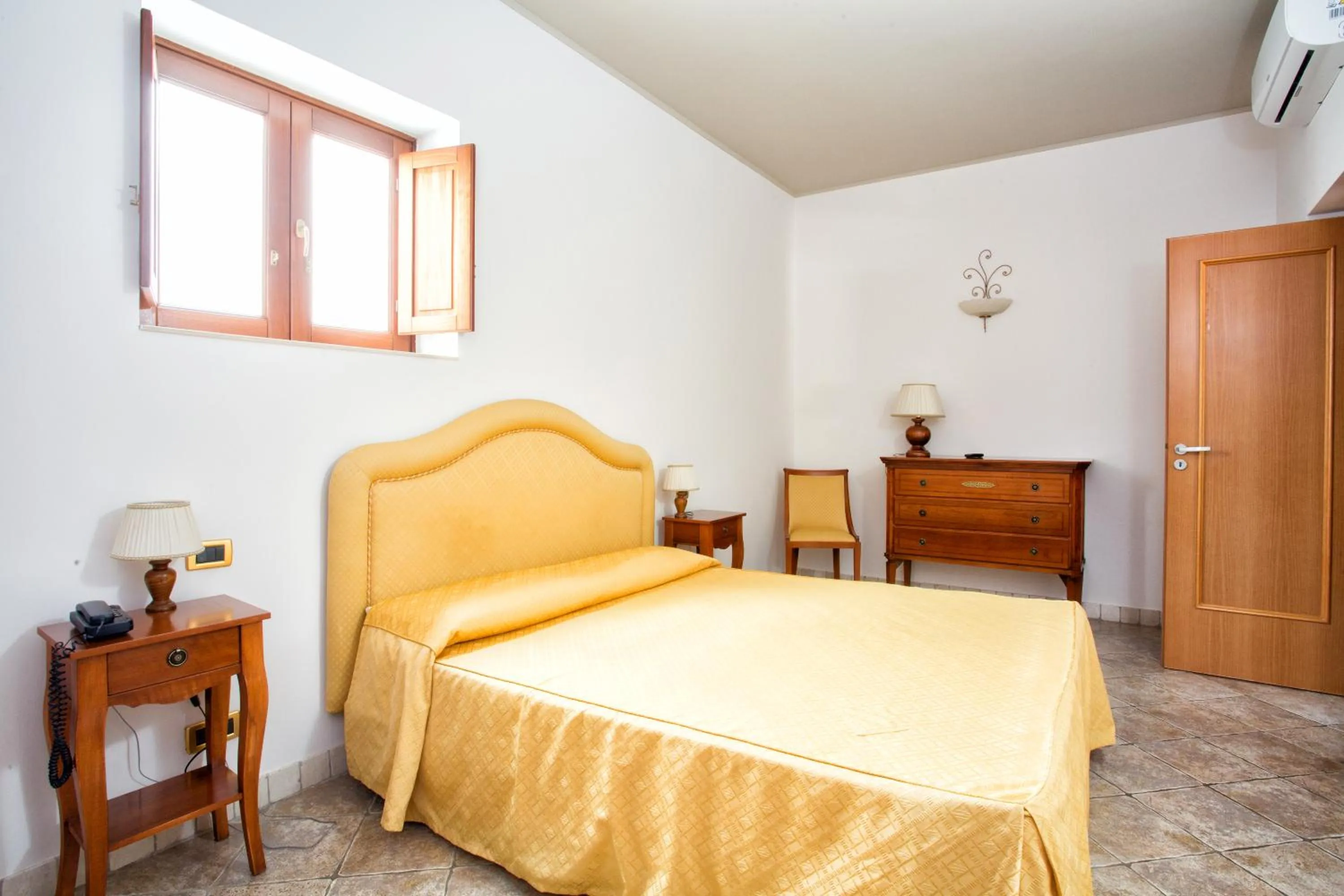 Bedroom in Hotel Tritone Lipari