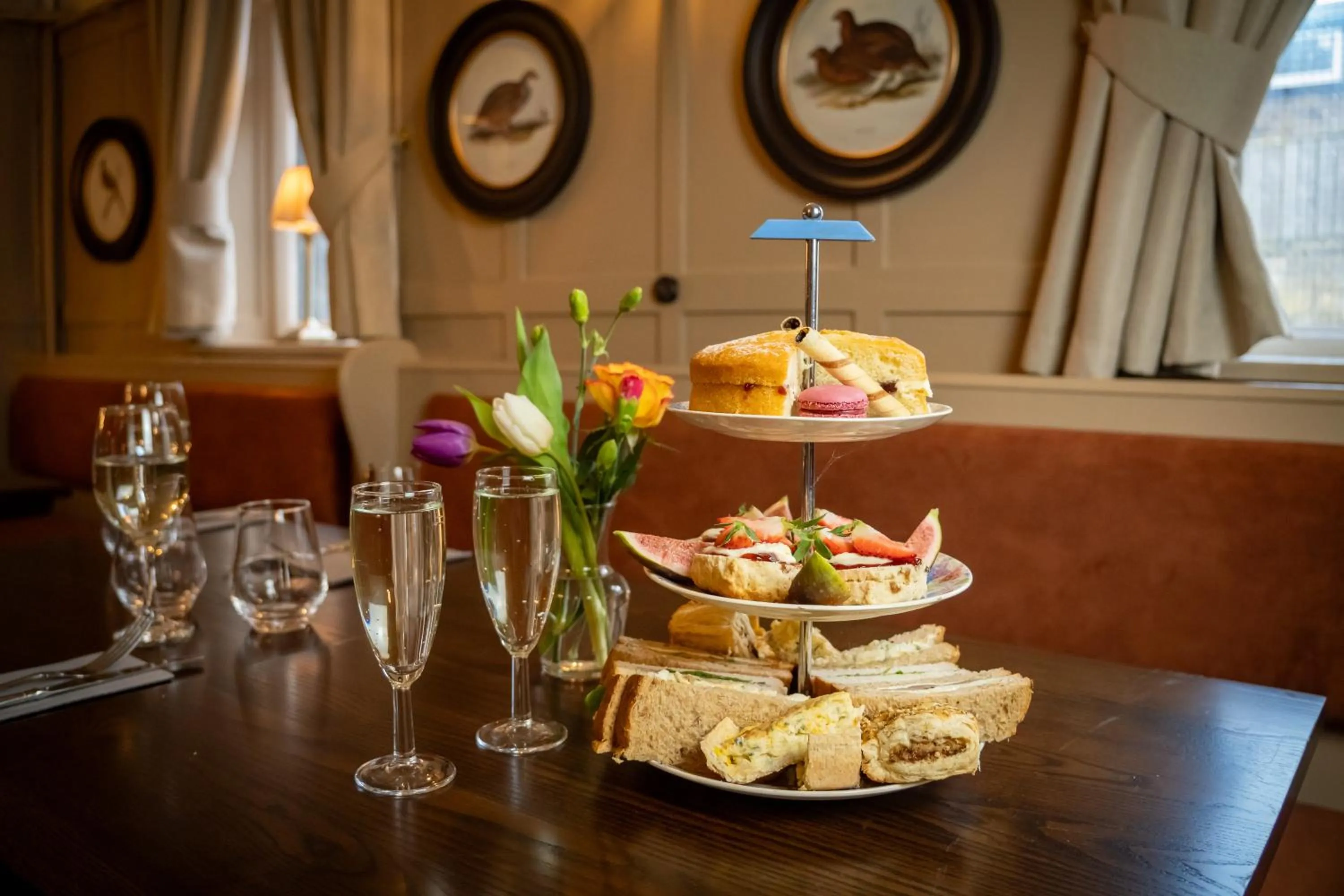 Restaurant/places to eat in Anglers Arms