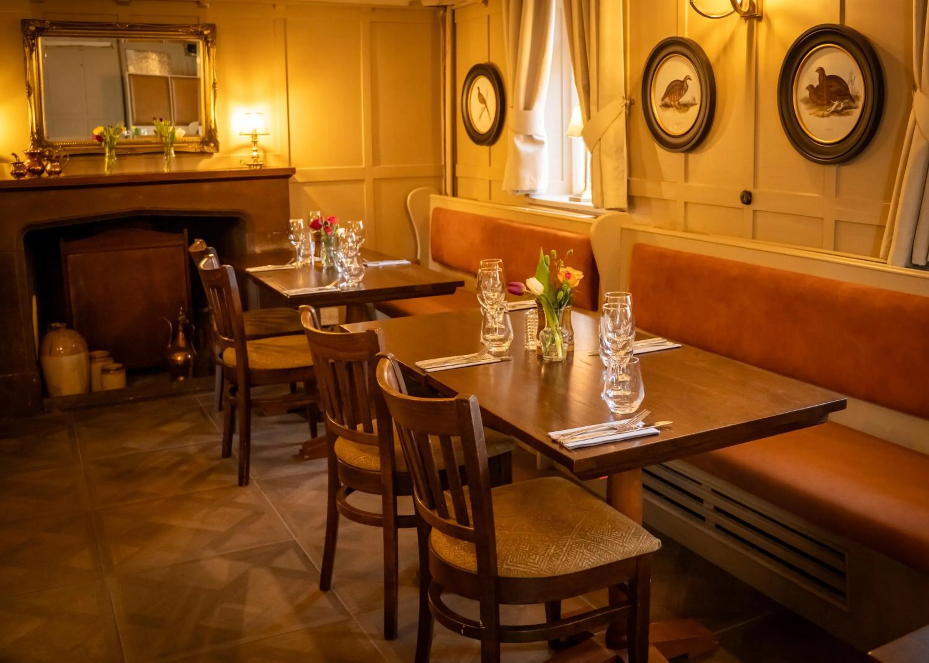 Restaurant/places to eat in Anglers Arms