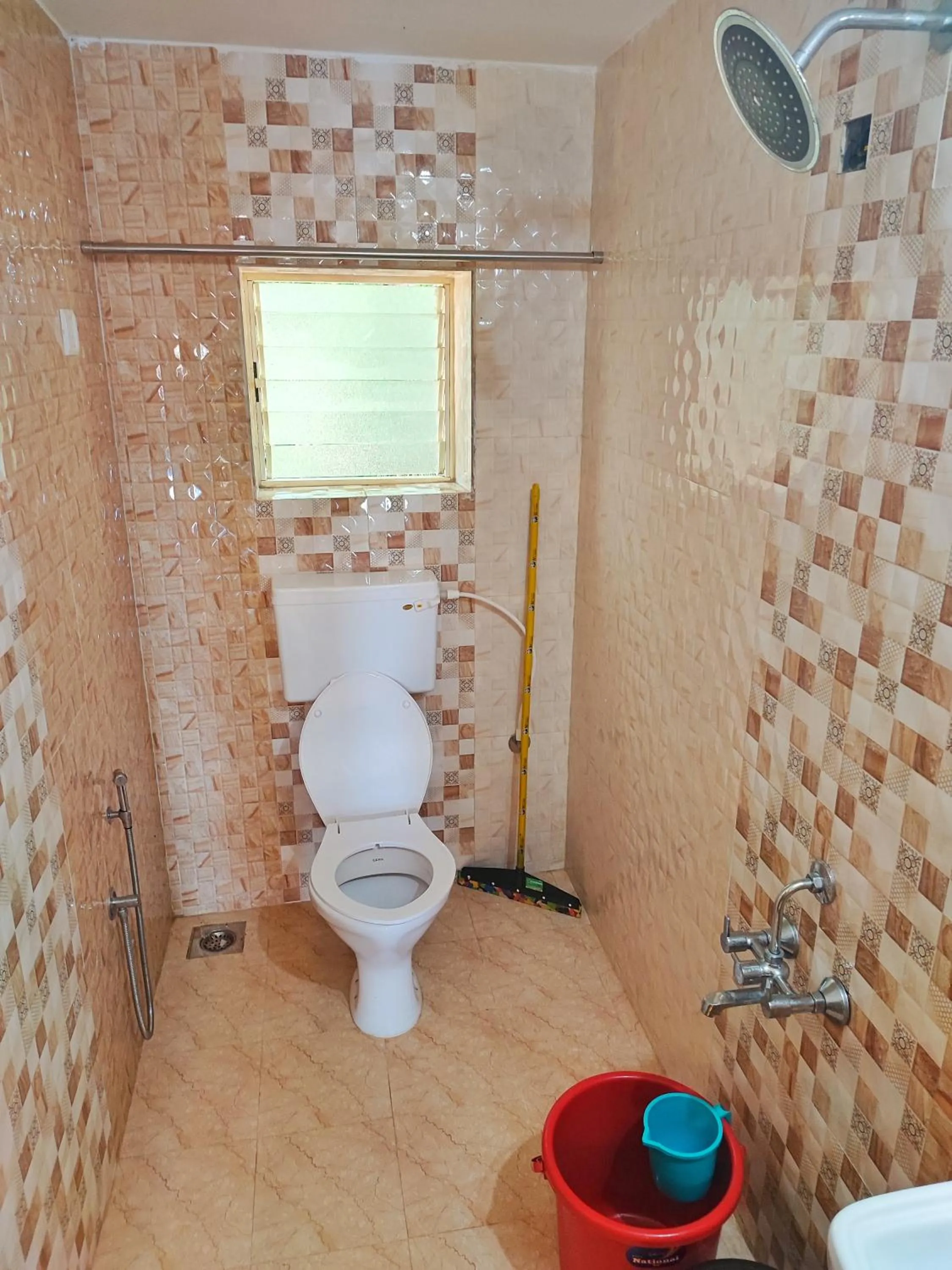 Toilet in Hotel Candolim Aloft