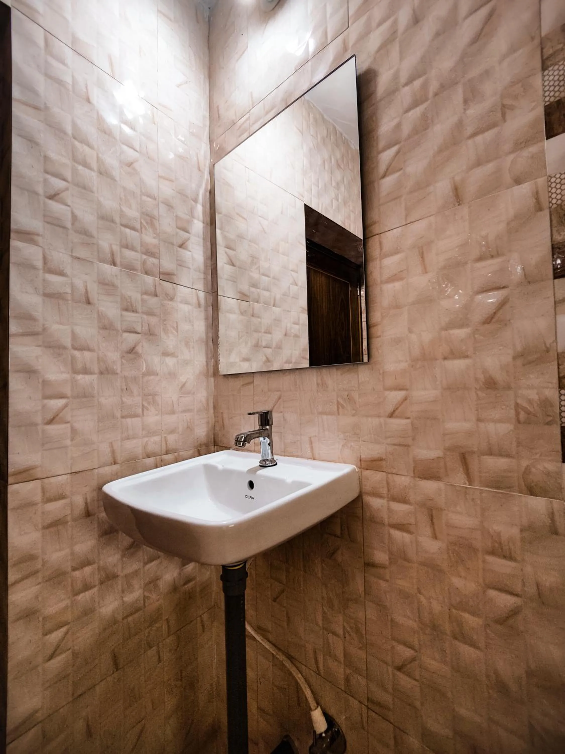Bathroom in Hotel Candolim Aloft
