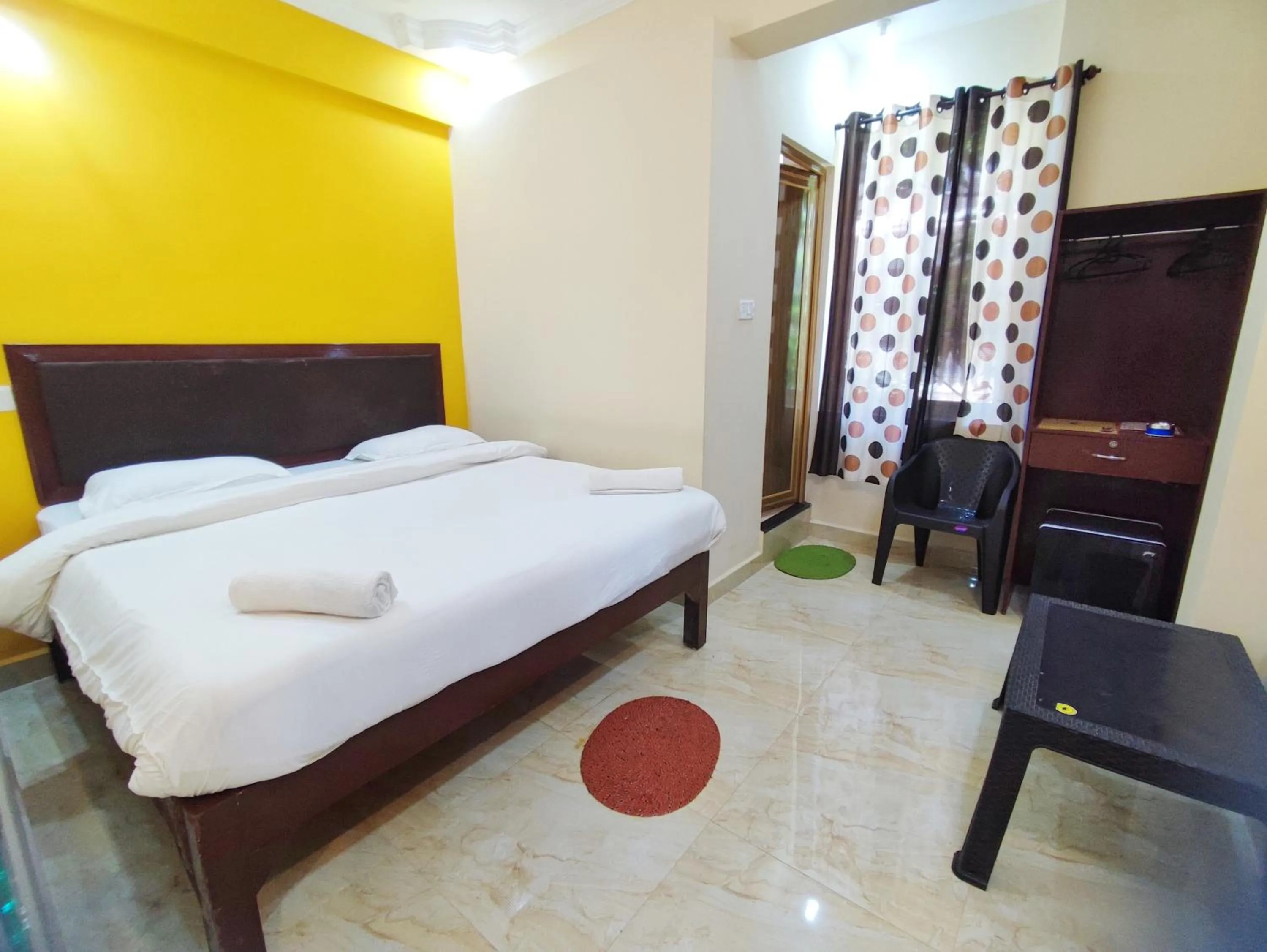 Bedroom in Hotel Candolim Aloft