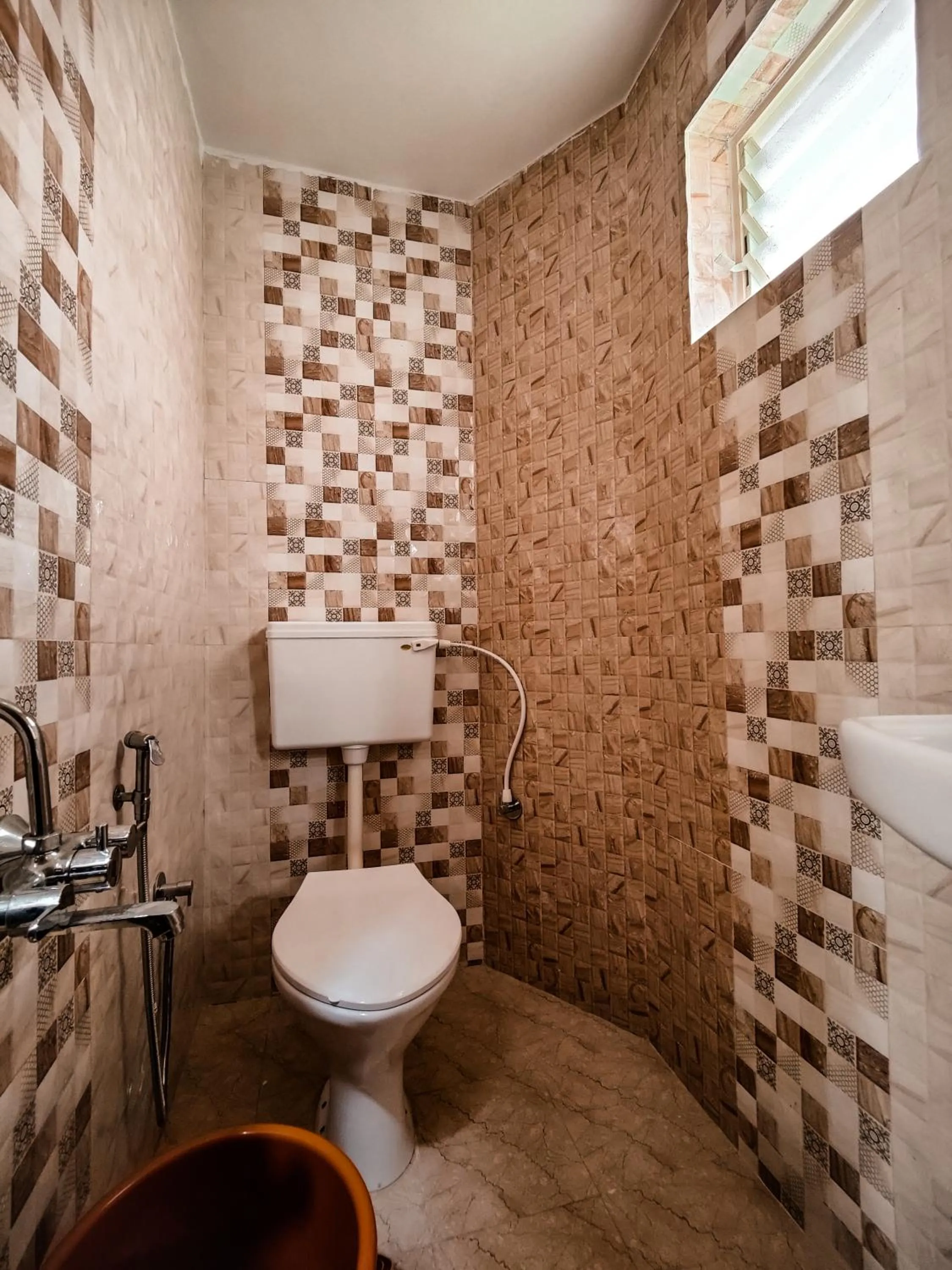 Bathroom in Hotel Candolim Aloft