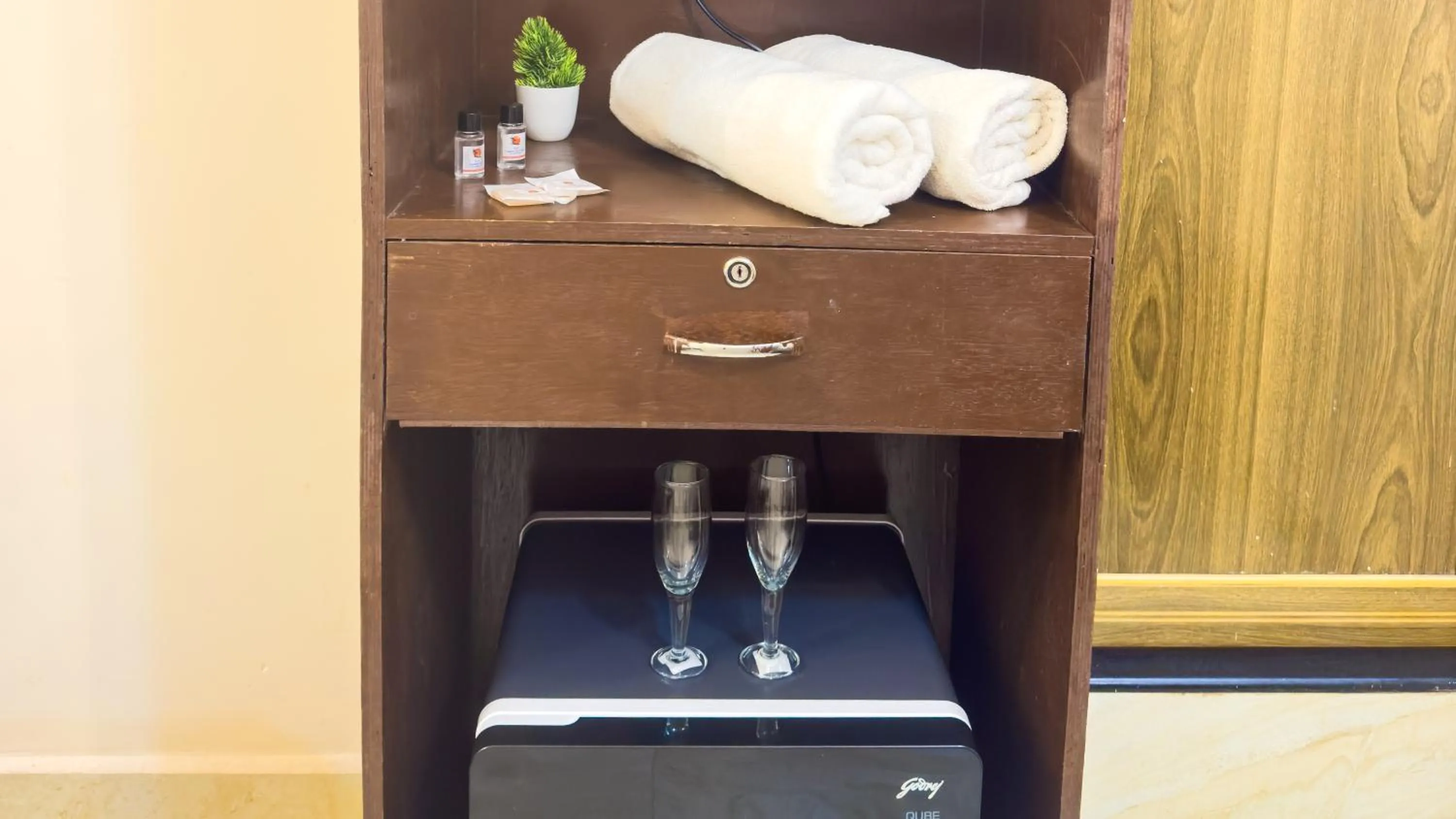 Area and facilities in Hotel Candolim Aloft